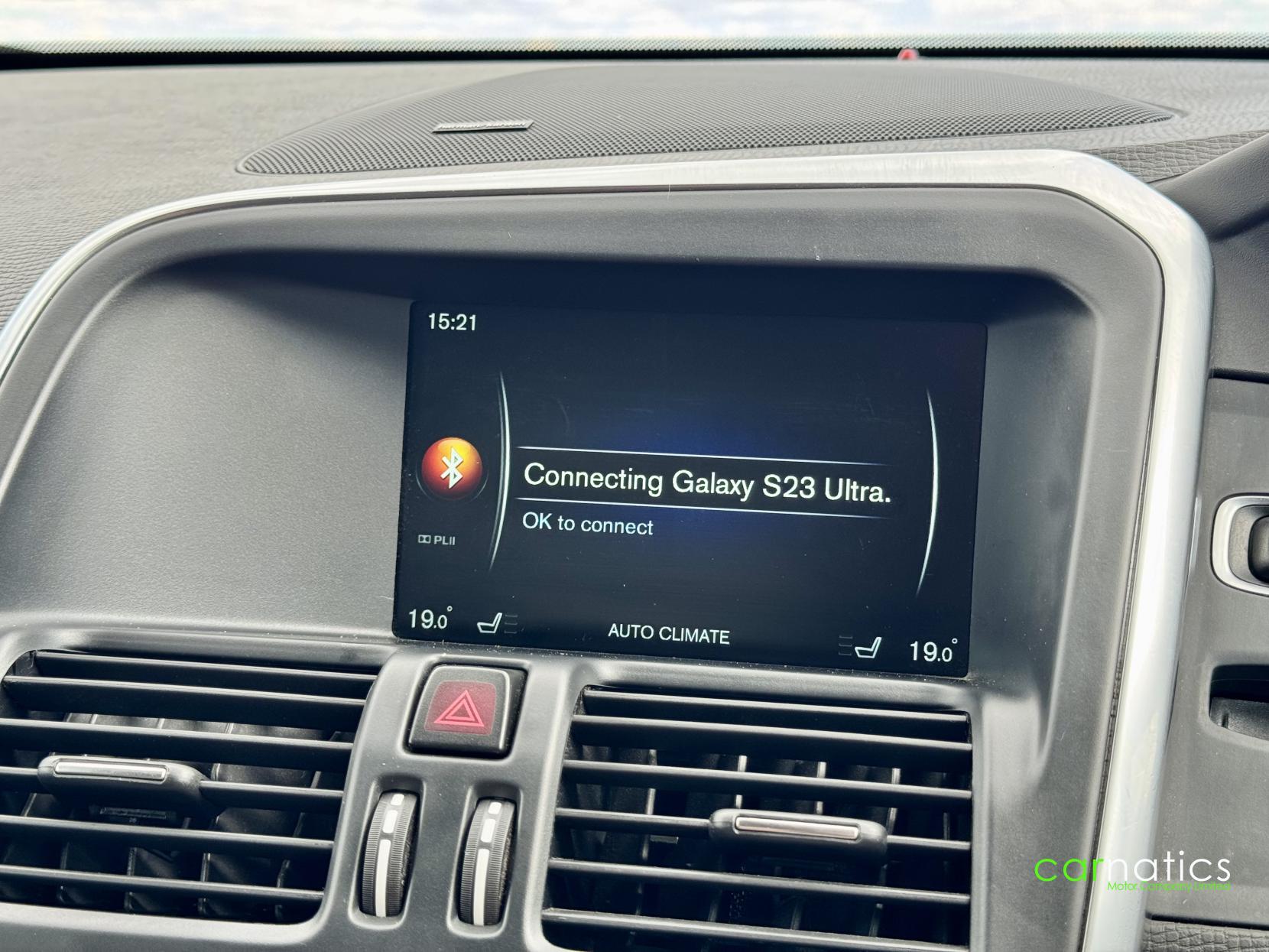 Volvo XC60 2.4 D5 R-Design Lux Nav SUV 5dr Diesel Auto AWD Euro 6 (s/s) (220 ps)
