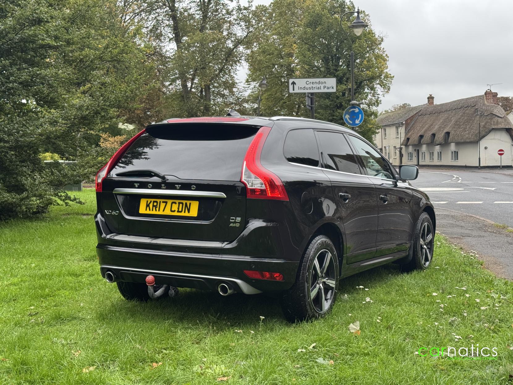 Volvo XC60 2.4 D5 R-Design Lux Nav SUV 5dr Diesel Auto AWD Euro 6 (s/s) (220 ps)