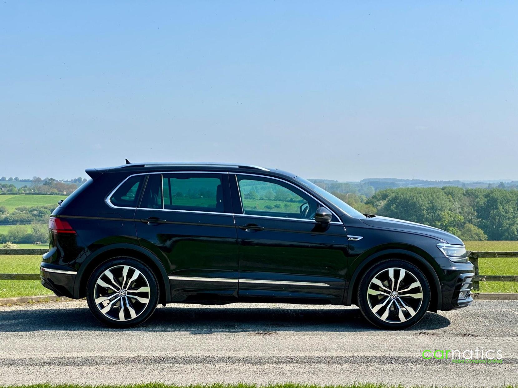 Volkswagen Tiguan 2.0 TDI R-Line Tech DSG Euro 6 (s/s) 5dr