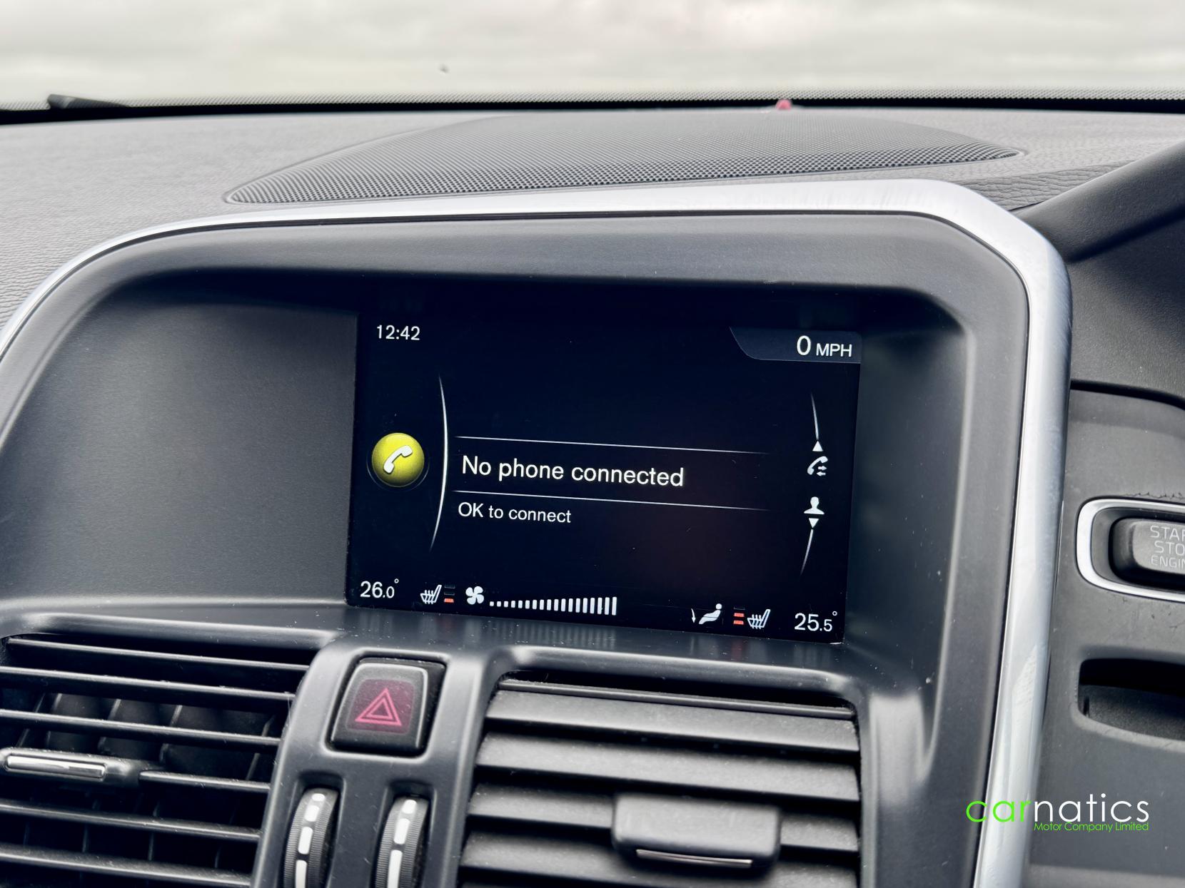 Volvo XC60 2.4 D5 SE Lux Nav SUV 5dr Diesel Geartronic AWD Euro 5 (215 ps)