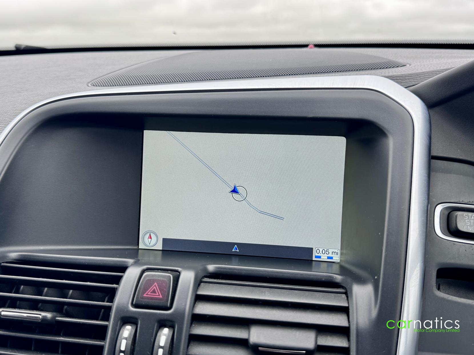 Volvo XC60 2.4 D5 SE Lux Nav SUV 5dr Diesel Geartronic AWD Euro 5 (215 ps)