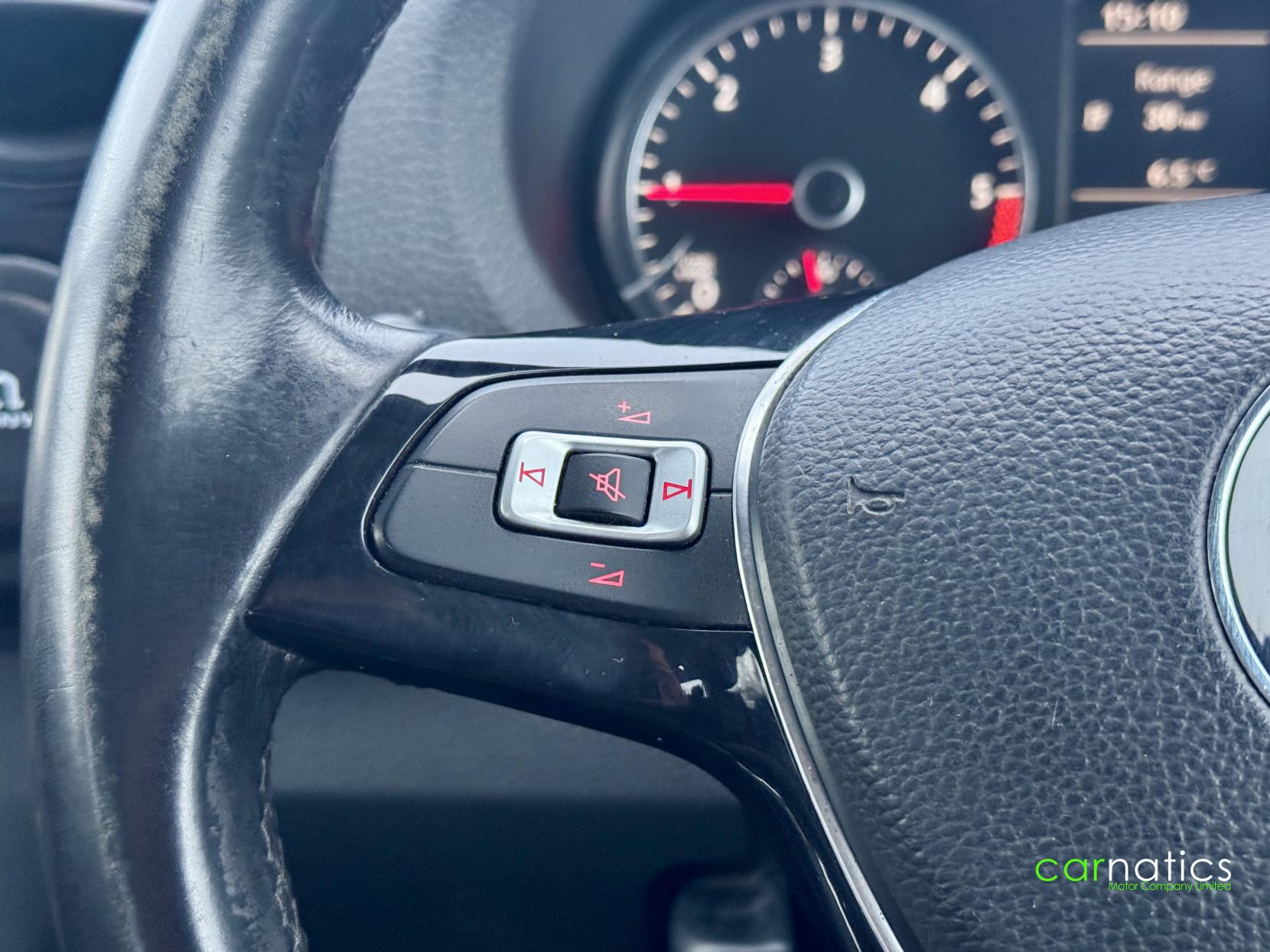 Volkswagen Amarok 2.0 TDI Startline Pickup Double Cab 4dr Diesel Manual 4Motion Selectable Euro 5 (140 ps)