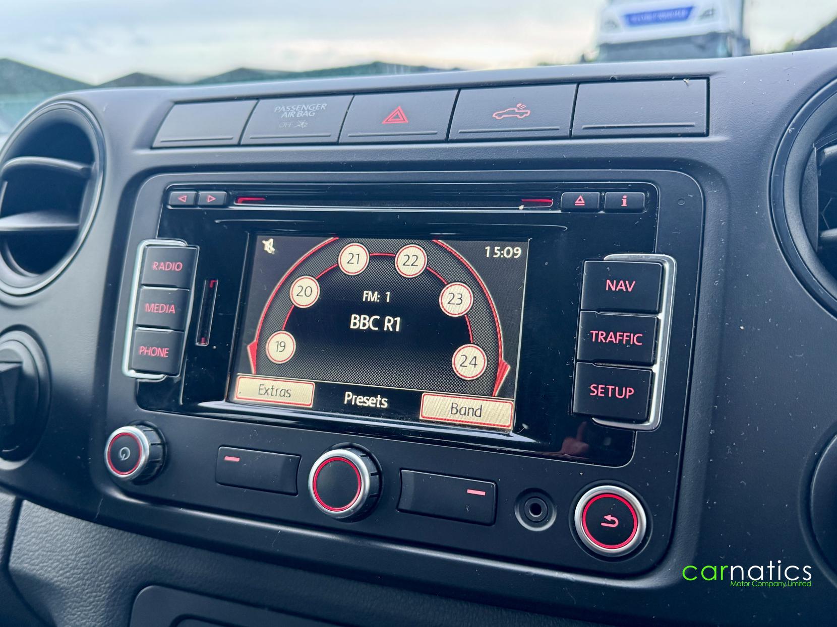 Volkswagen Amarok 2.0 TDI Startline Pickup Double Cab 4dr Diesel Manual 4Motion Selectable Euro 5 (140 ps)