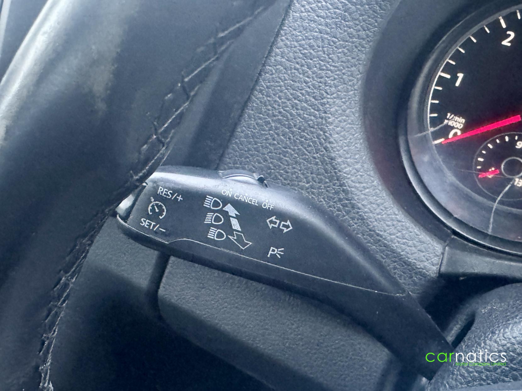 Volkswagen Amarok 2.0 TDI Startline Pickup Double Cab 4dr Diesel Manual 4Motion Selectable Euro 5 (140 ps)