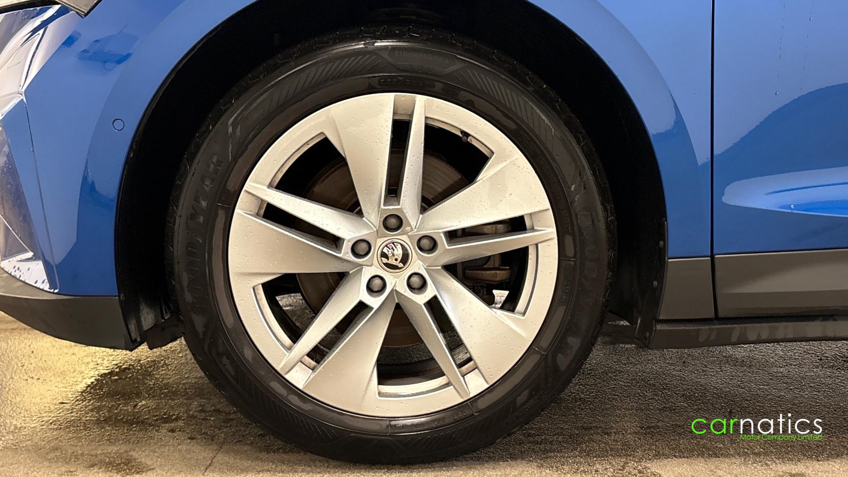 Skoda Enyaq 62kWh 60 SUV 5dr Electric Auto (DC120kW) (179 ps)