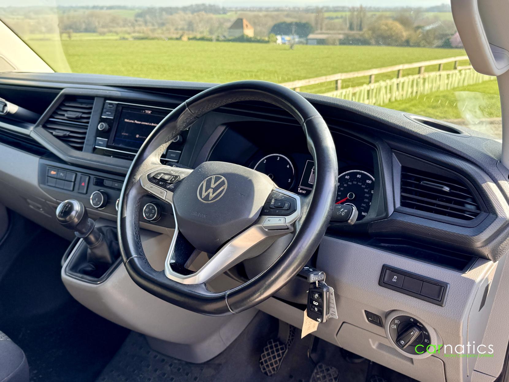 Volkswagen Transporter 2.0 TDI T30 Highline Panel Van 5dr Diesel Manual FWD SWB Euro 6 (s/s) (110 ps)