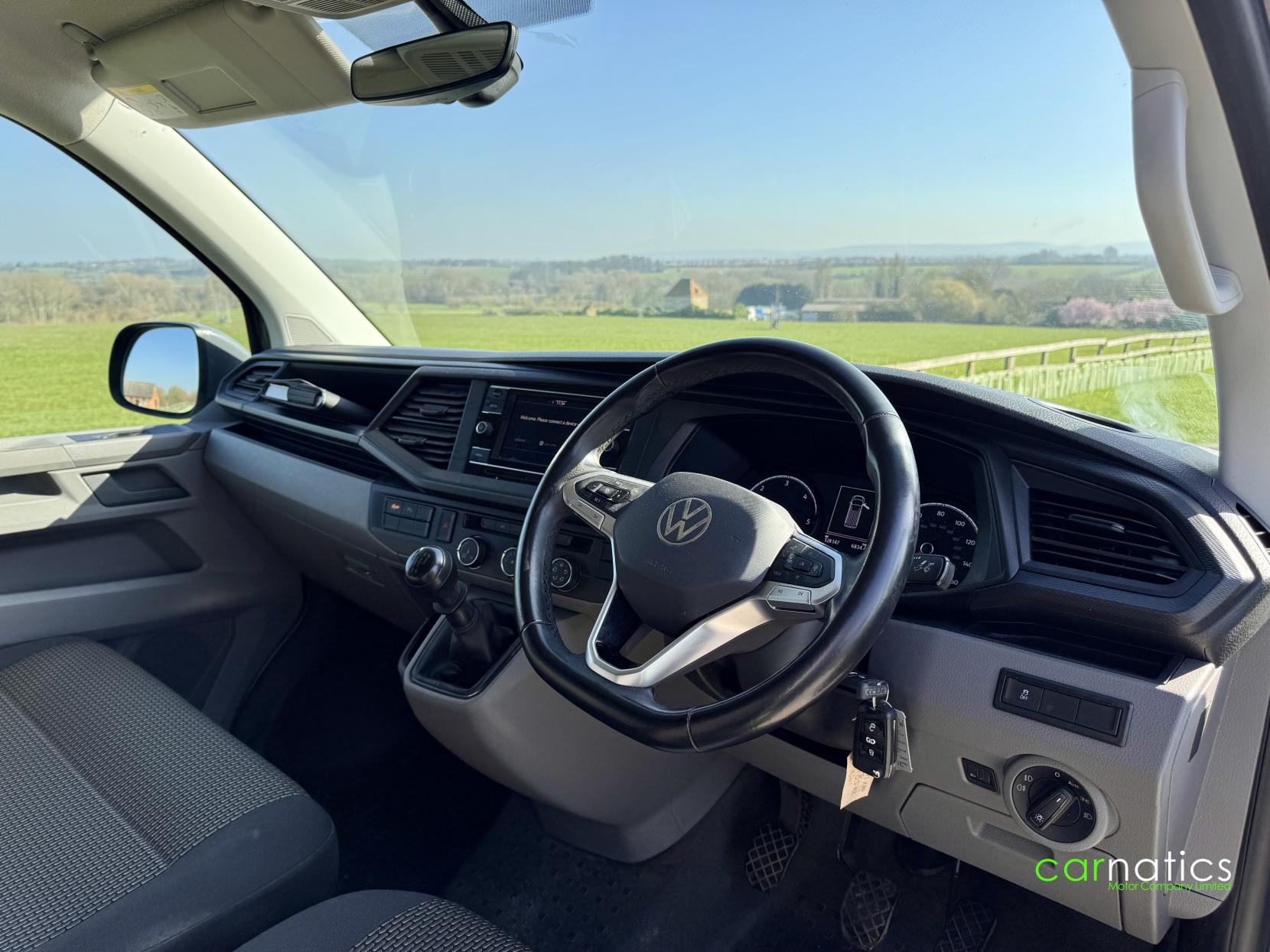 Volkswagen Transporter 2.0 TDI T30 Highline Panel Van 5dr Diesel Manual FWD SWB Euro 6 (s/s) (110 ps)