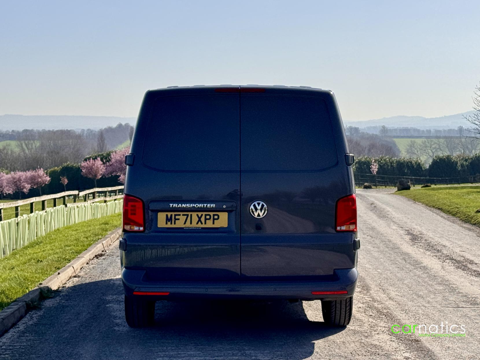 Volkswagen Transporter 2.0 TDI T30 Highline Panel Van 5dr Diesel Manual FWD SWB Euro 6 (s/s) (110 ps)