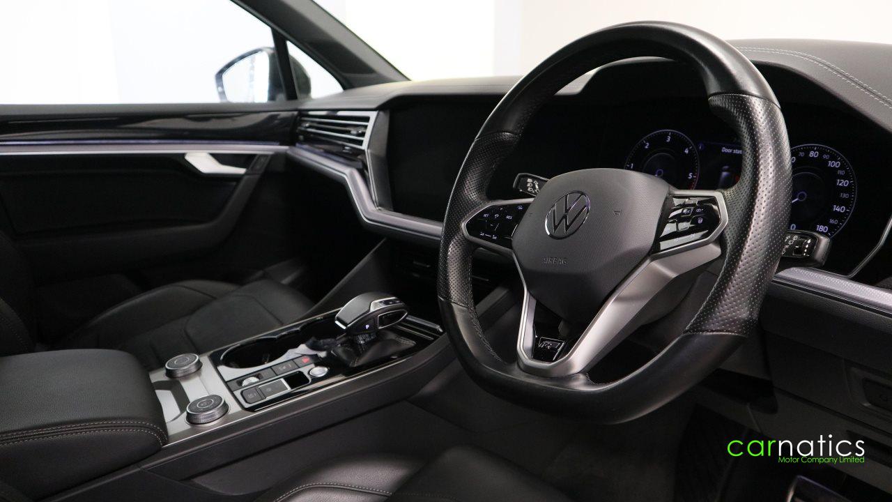 Volkswagen Touareg 3.0 TDI V6 Black Edition SUV 5dr Diesel Tiptronic 4Motion Euro 6 (s/s) (286 ps)