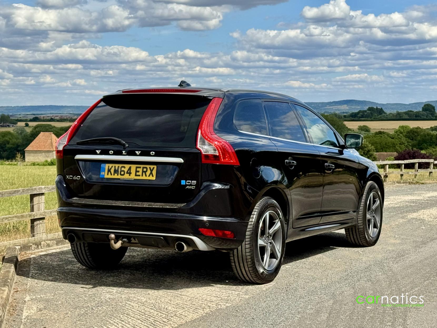 Volvo XC60 2.4 D5 R-Design Lux Nav SUV 5dr Diesel Geartronic AWD Euro 5 (215 ps)
