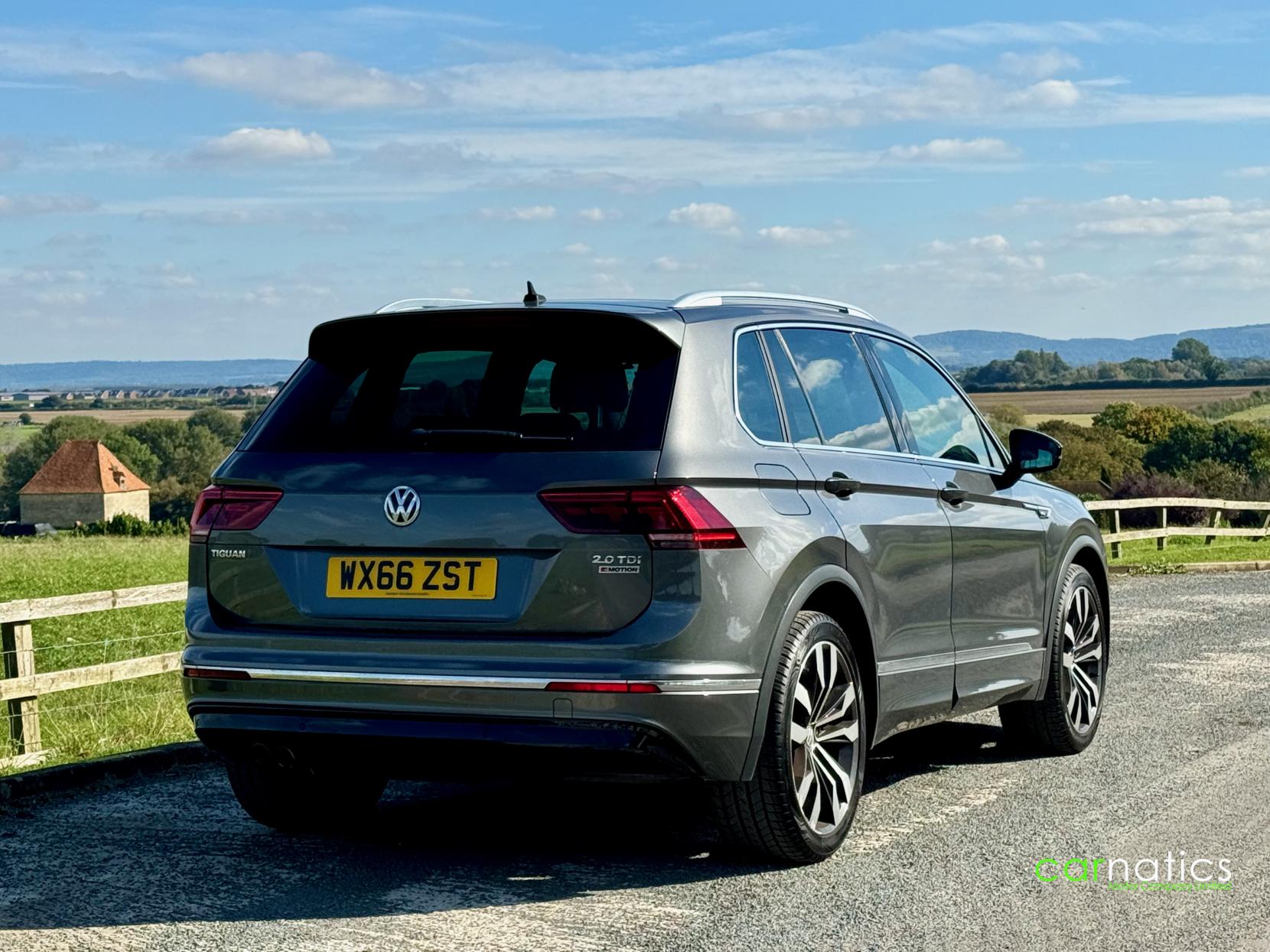 Volkswagen Tiguan 2.0 TDI BlueMotion Tech R-Line SUV 5dr Diesel DSG 4Motion Euro 6 (s/s) (150 ps)