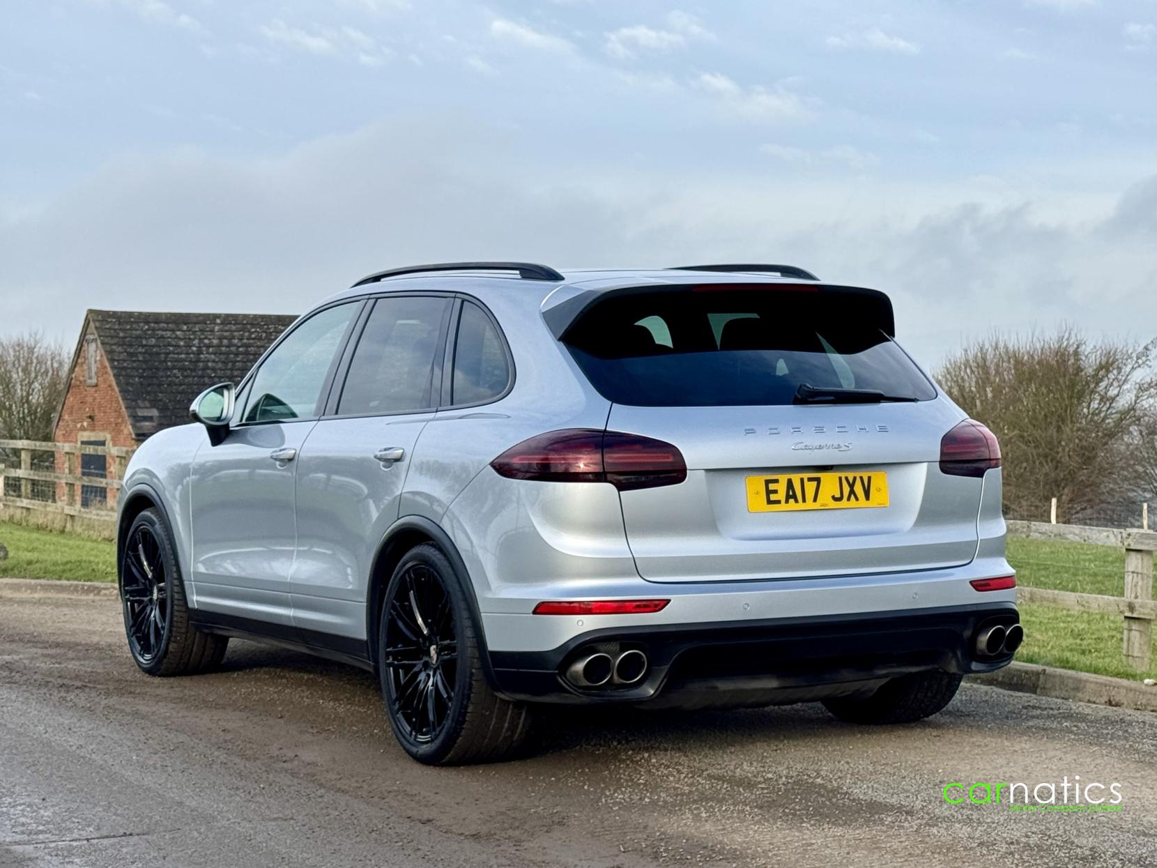 Porsche Cayenne 4.2 TD V8 S SUV 5dr Diesel TiptronicS 4WD Euro 6 (s/s) (385 ps)