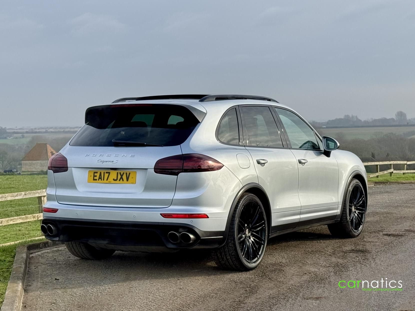 Porsche Cayenne 4.2 TD V8 S SUV 5dr Diesel TiptronicS 4WD Euro 6 (s/s) (385 ps)