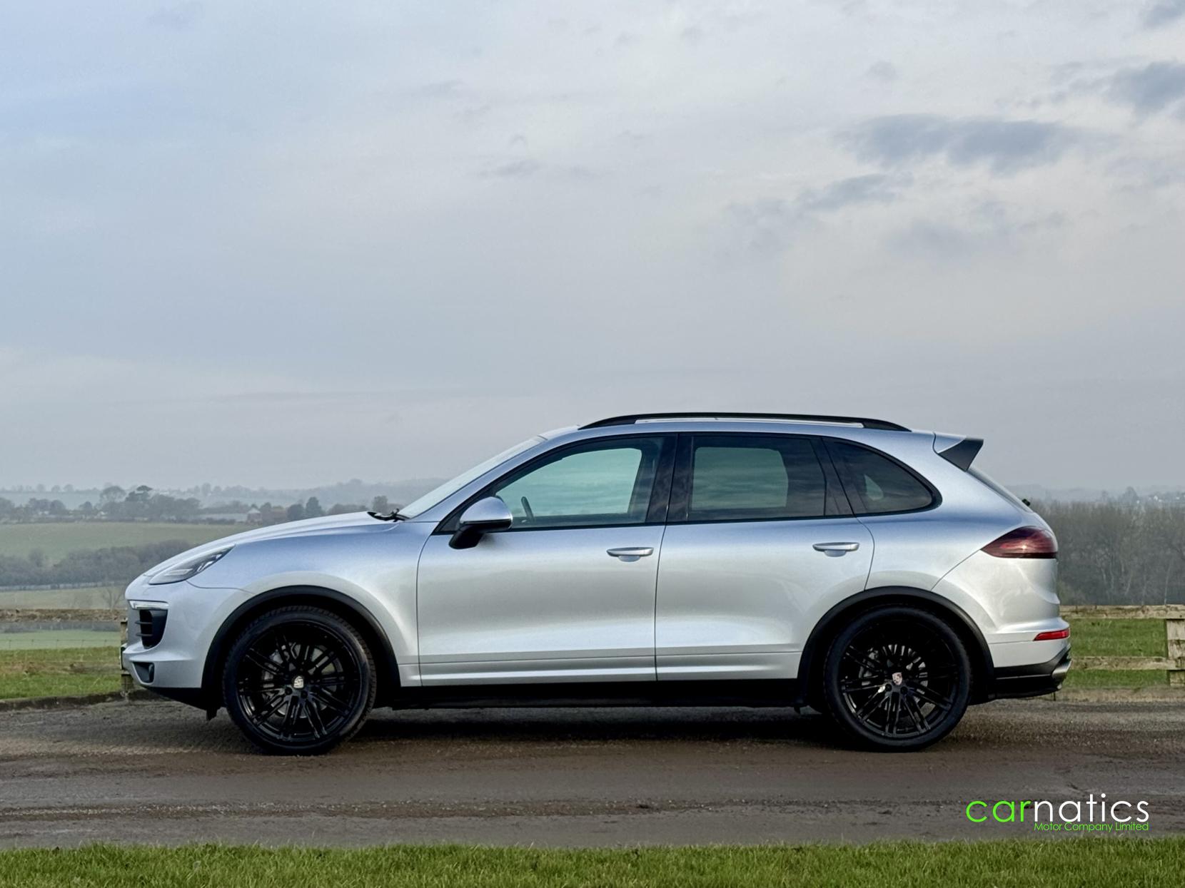 Porsche Cayenne 4.2 TD V8 S SUV 5dr Diesel TiptronicS 4WD Euro 6 (s/s) (385 ps)