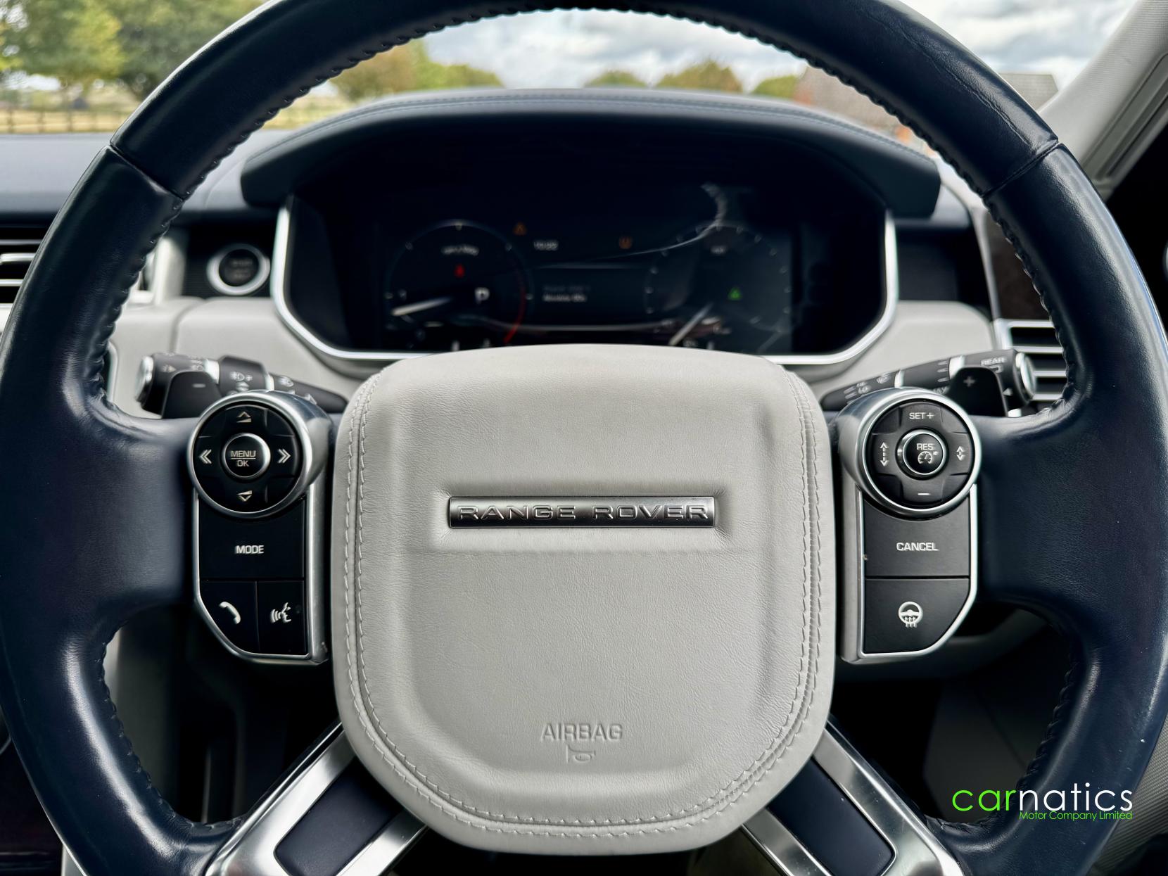 Land Rover Range Rover 4.4 SD V8 Vogue SE SUV 5dr Diesel Auto 4WD Euro 5 (339 ps)