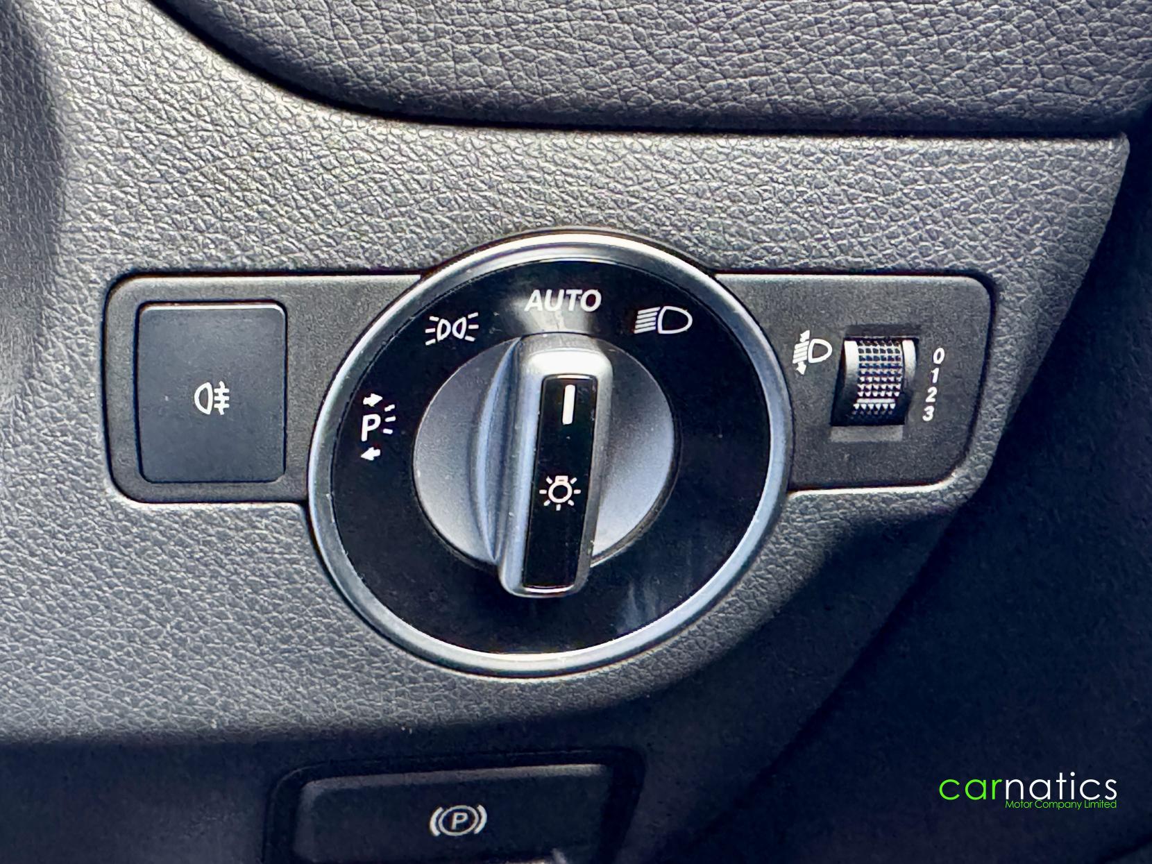 Mercedes-Benz GLA 2.1 GLA200d AMG Line SUV 5dr Diesel 7G-DCT Euro 6 (s/s) (136 ps)