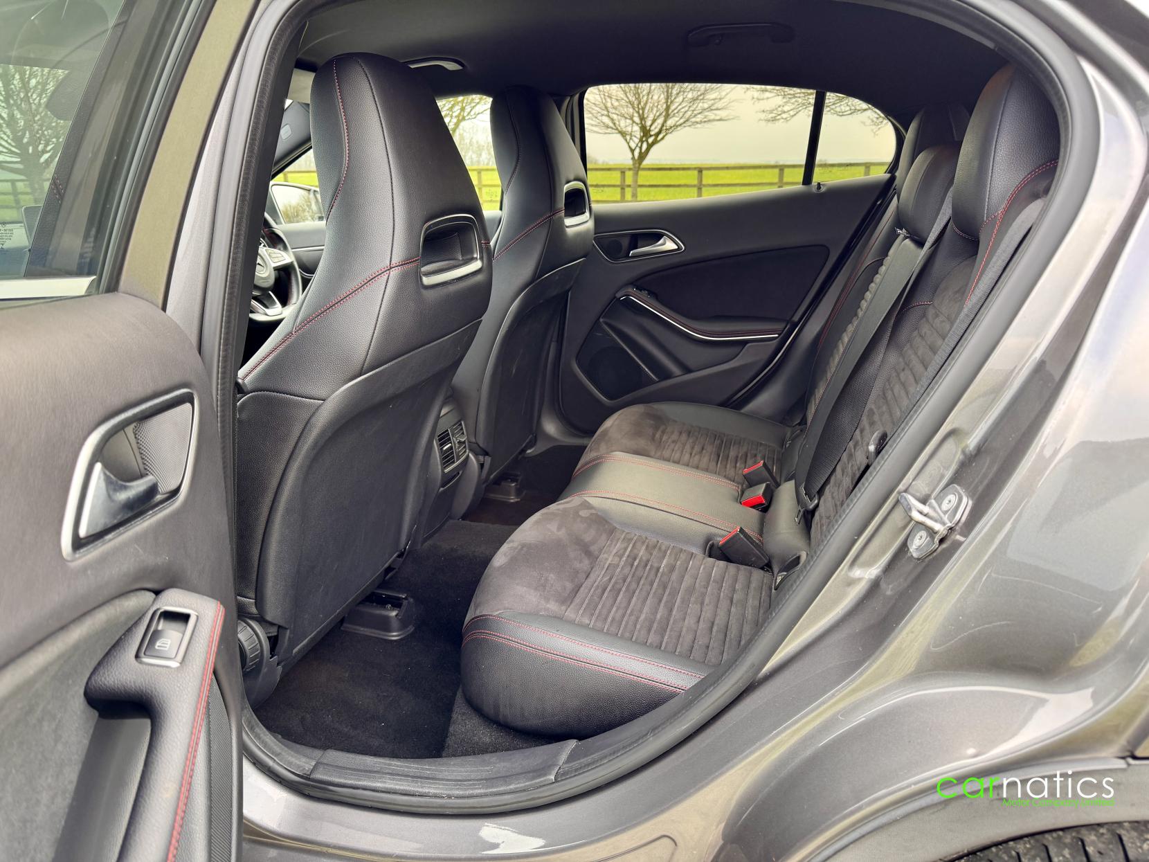 Mercedes-Benz GLA 2.1 GLA200d AMG Line SUV 5dr Diesel 7G-DCT Euro 6 (s/s) (136 ps)