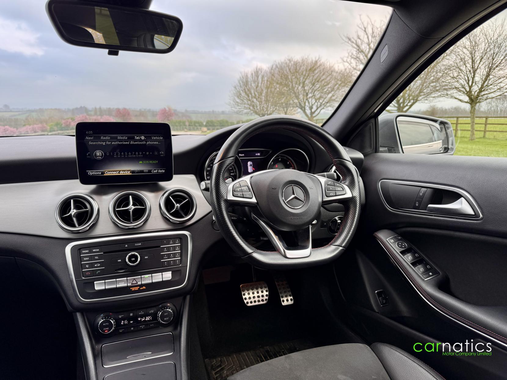 Mercedes-Benz GLA 2.1 GLA200d AMG Line SUV 5dr Diesel 7G-DCT Euro 6 (s/s) (136 ps)