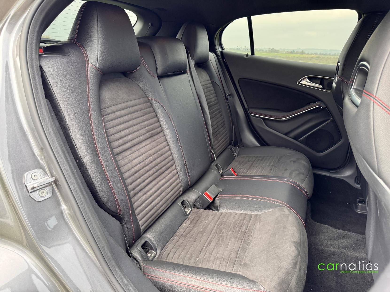 Mercedes-Benz GLA 2.1 GLA200d AMG Line SUV 5dr Diesel 7G-DCT Euro 6 (s/s) (136 ps)