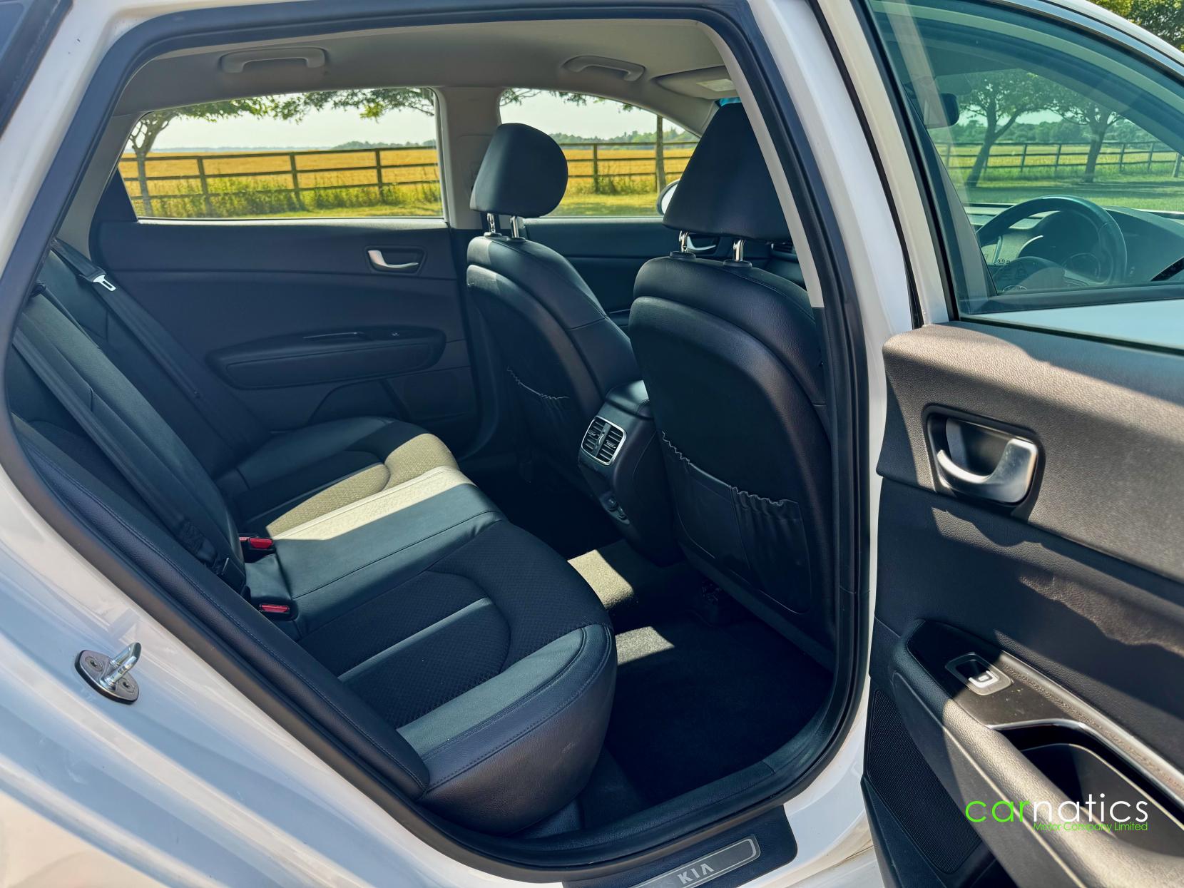 Kia Optima 2.0h GDi 9.8kWh Saloon 4dr Petrol Plug-in Hybrid Auto Euro 6 (202 bhp)
