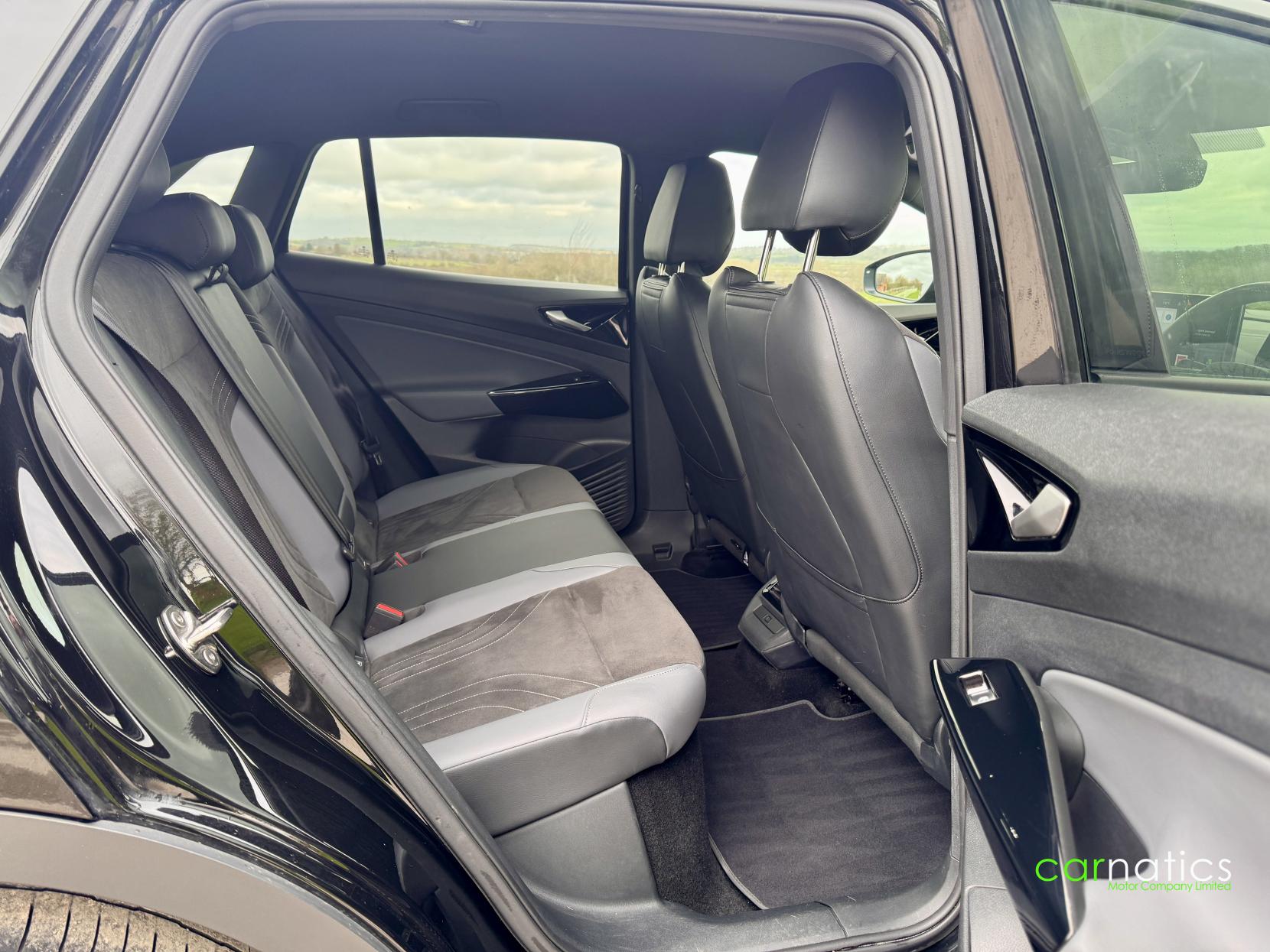 Volkswagen ID.4 Pro 77kWh Match SUV 5dr Electric Auto 4Motion (286 ps)