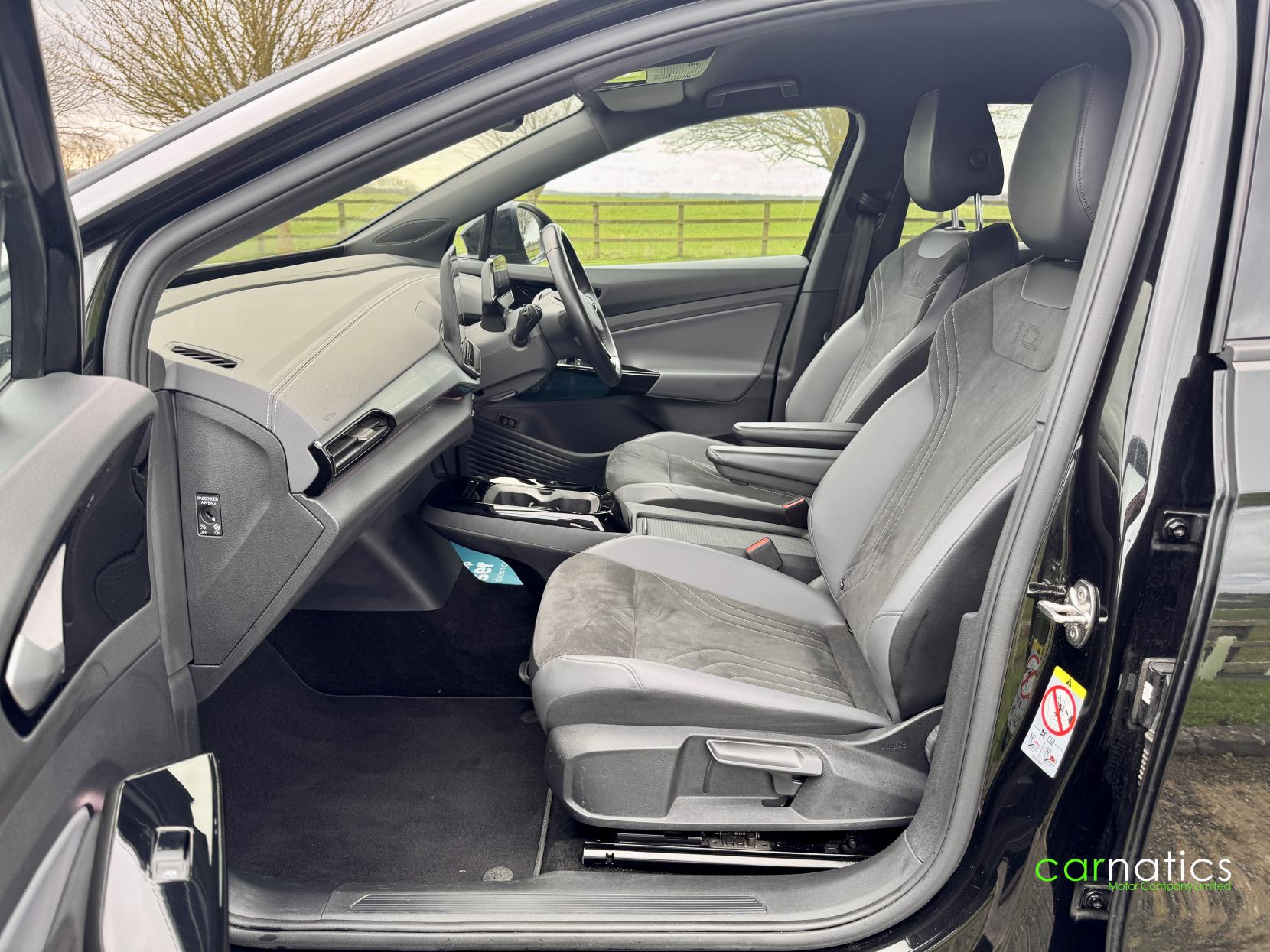 Volkswagen ID.4 Pro 77kWh Match SUV 5dr Electric Auto 4Motion (286 ps)