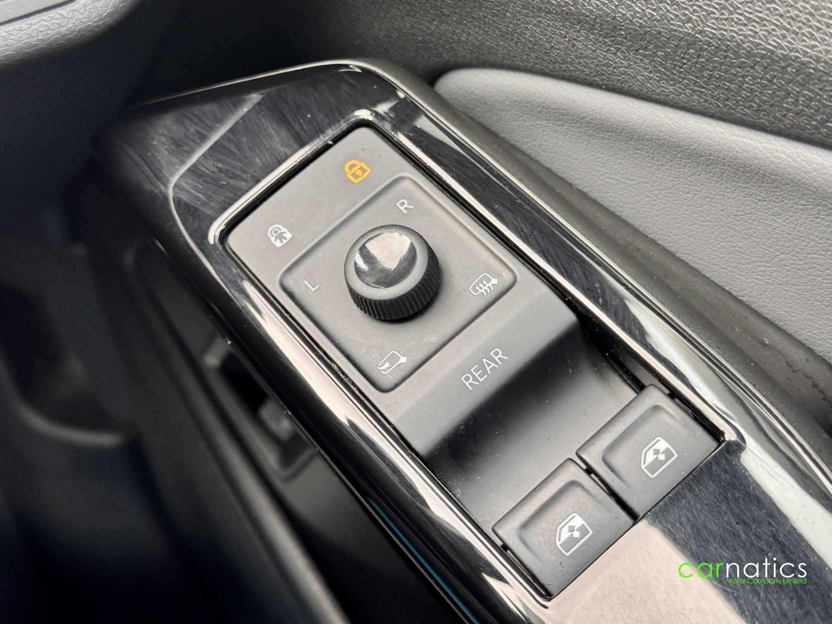 Volkswagen ID.4 Pro 77kWh Match SUV 5dr Electric Auto 4Motion (286 ps)