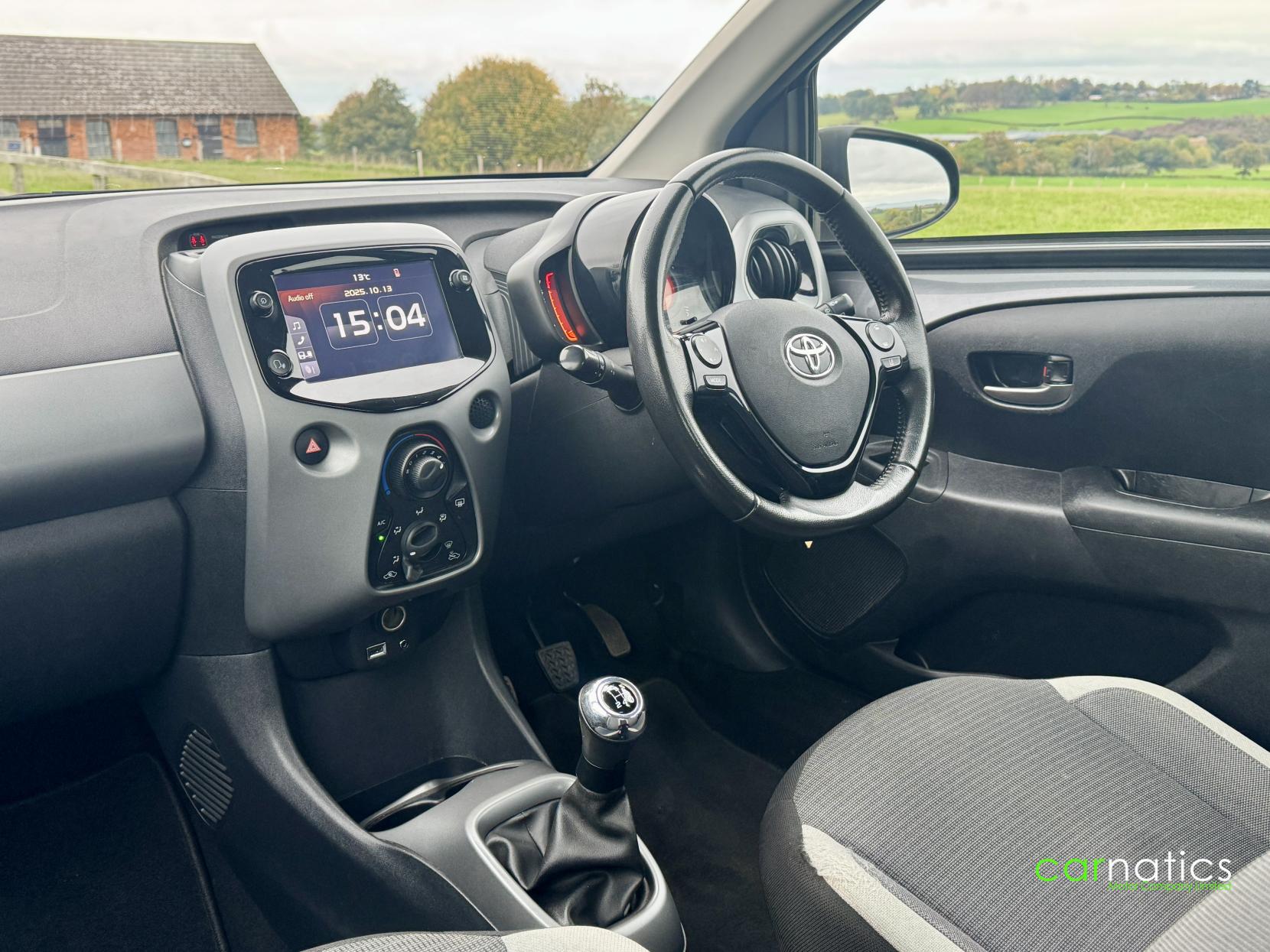 Toyota AYGO 1.0 VVT-i x-play Hatchback 5dr Petrol Manual Euro 6 (s/s) (71 ps)