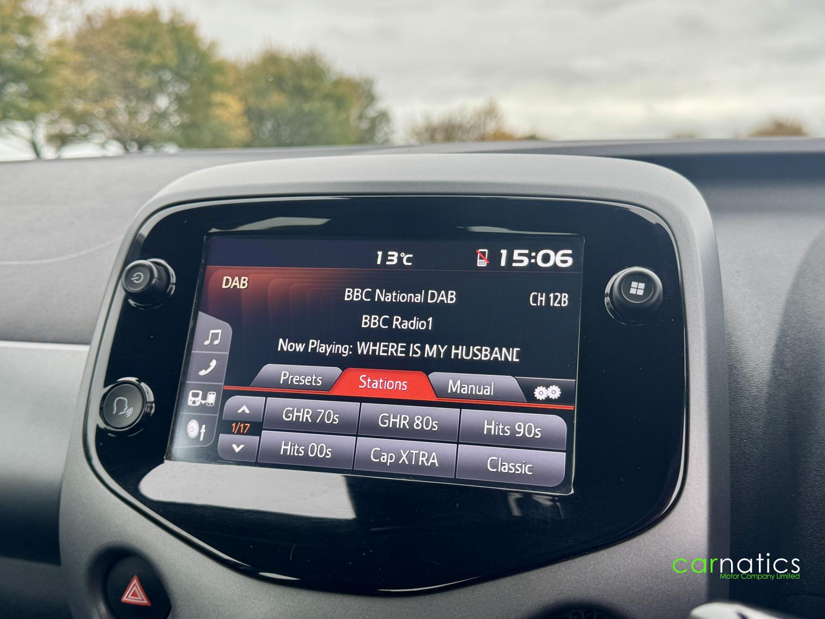 Toyota AYGO 1.0 VVT-i x-play Hatchback 5dr Petrol Manual Euro 6 (s/s) (71 ps)