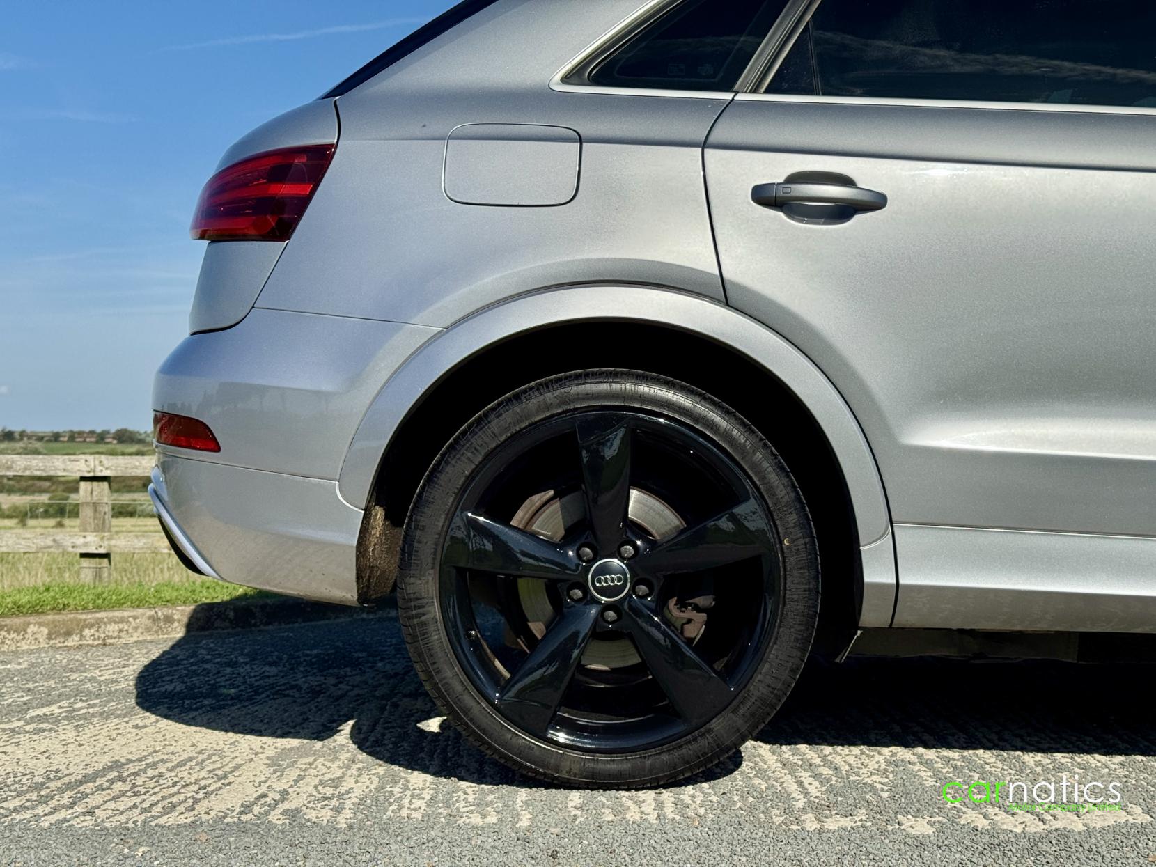 Audi RS Q3 2.5 TFSI SUV 5dr Petrol S Tronic quattro Euro 5 (s/s) (310 ps)