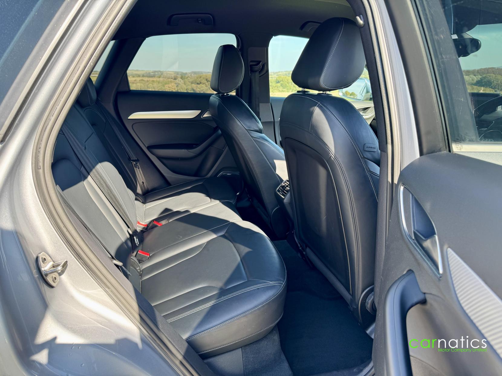 Audi RS Q3 2.5 TFSI SUV 5dr Petrol S Tronic quattro Euro 5 (s/s) (310 ps)