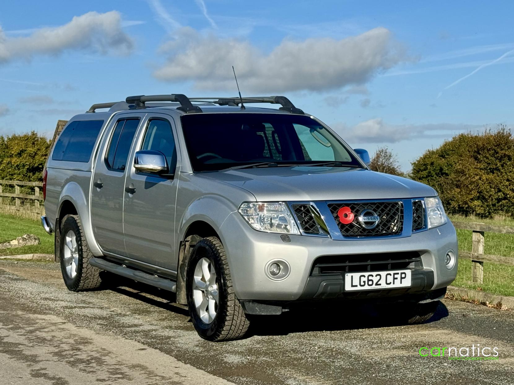 Nissan Navara 2.5 dCi Tekna Pickup Double Cab 4dr Diesel Auto 4WD Euro 5 (190 ps)