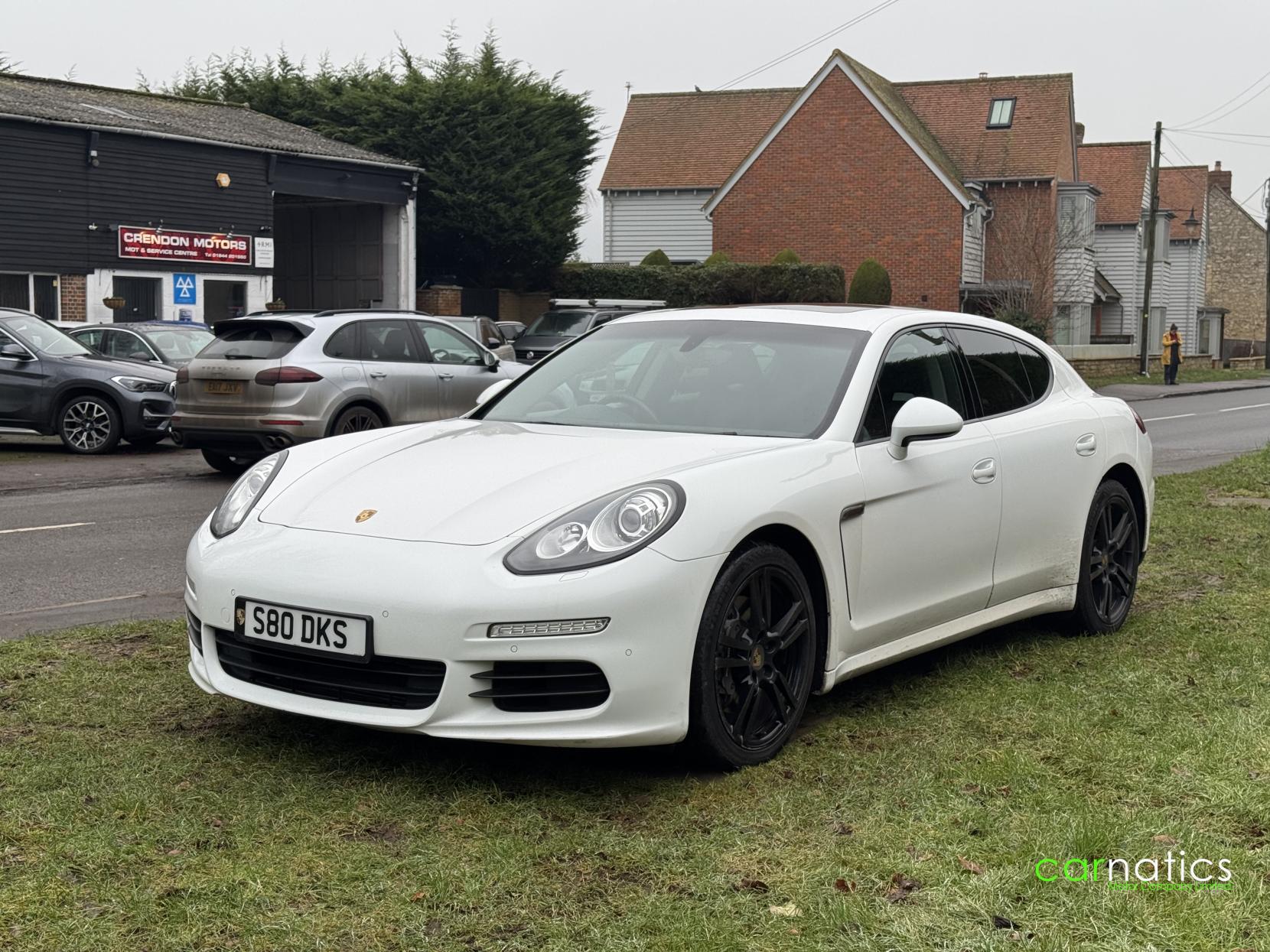 Porsche Panamera 3.0D V6 Hatchback 5dr Diesel TiptronicS Euro 5 (s/s) (250 ps)