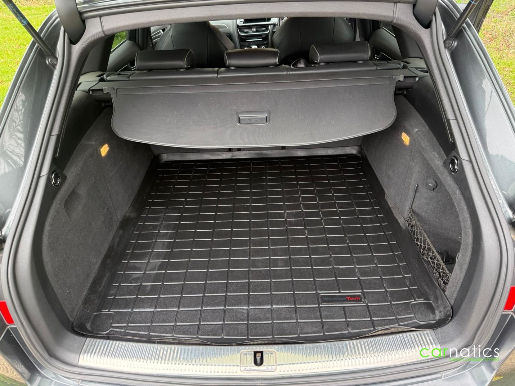 Audi RS4 Avant 4.2 FSI V8 Estate 5dr Petrol S Tronic quattro Euro 5 (450 ps)