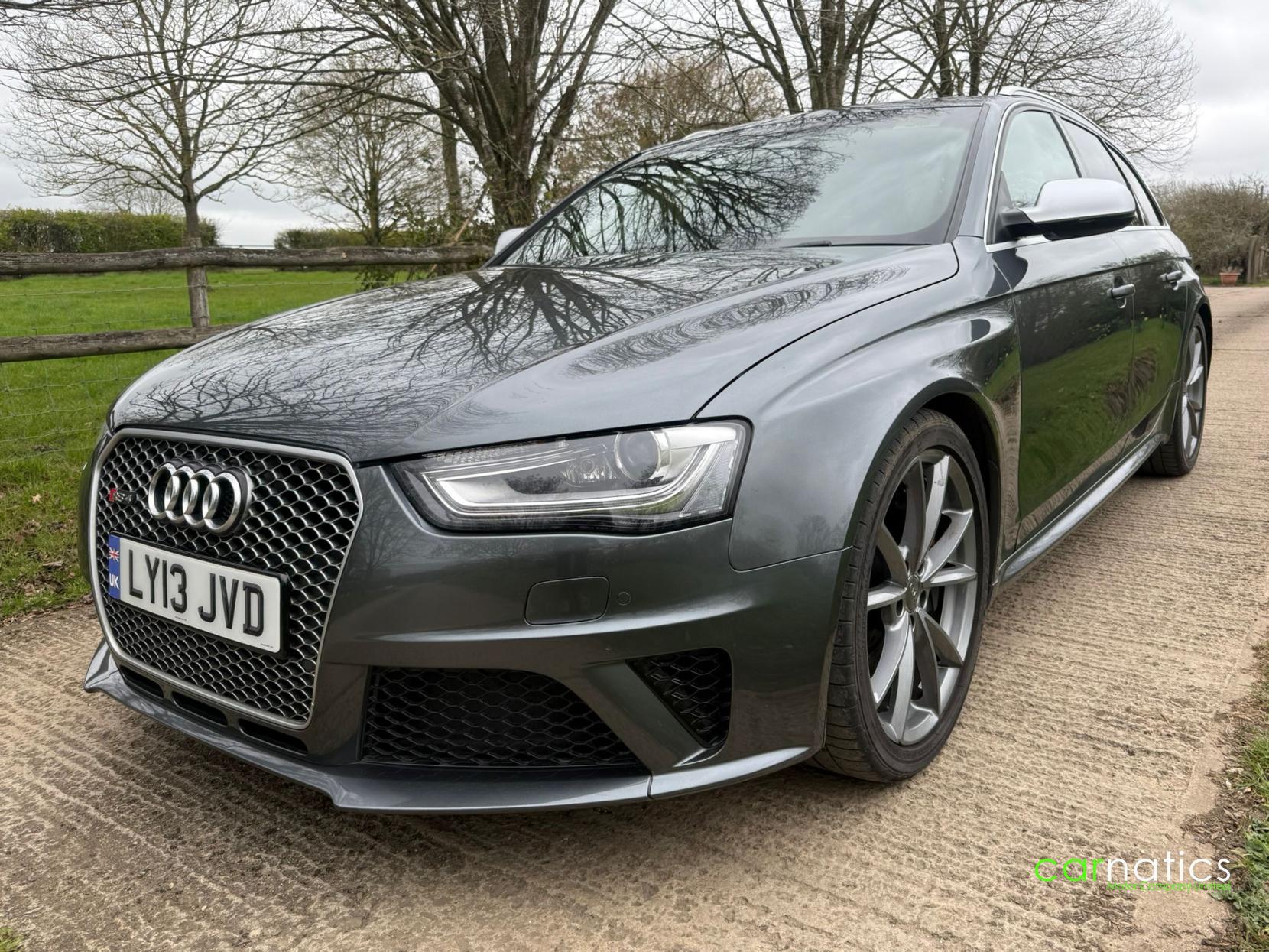 Audi RS4 Avant 4.2 FSI V8 Estate 5dr Petrol S Tronic quattro Euro 5 (450 ps)