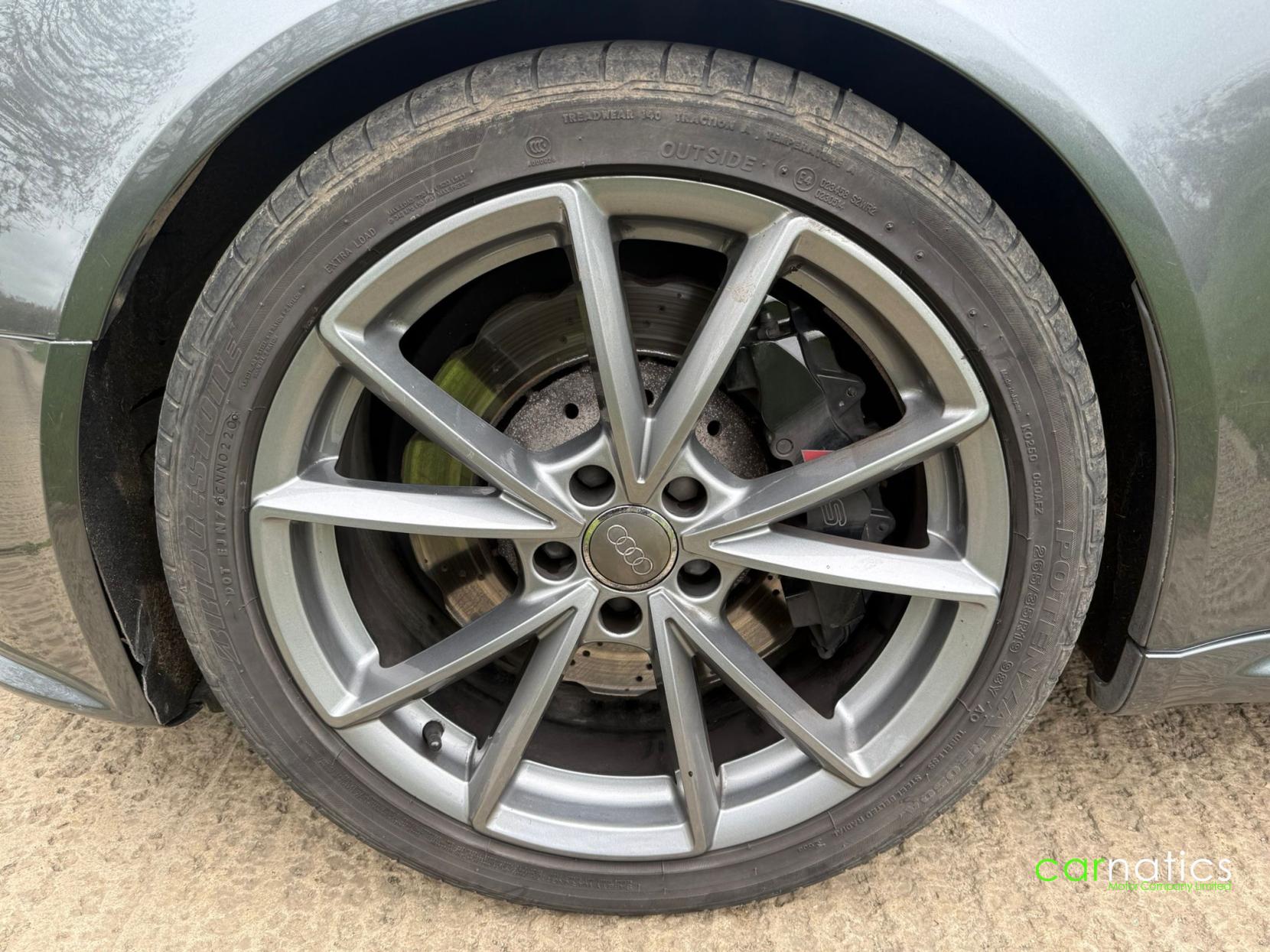 Audi RS4 Avant 4.2 FSI V8 Estate 5dr Petrol S Tronic quattro Euro 5 (450 ps)