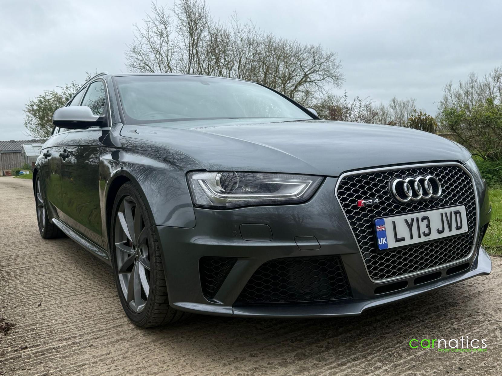 Audi RS4 Avant 4.2 FSI V8 Estate 5dr Petrol S Tronic quattro Euro 5 (450 ps)