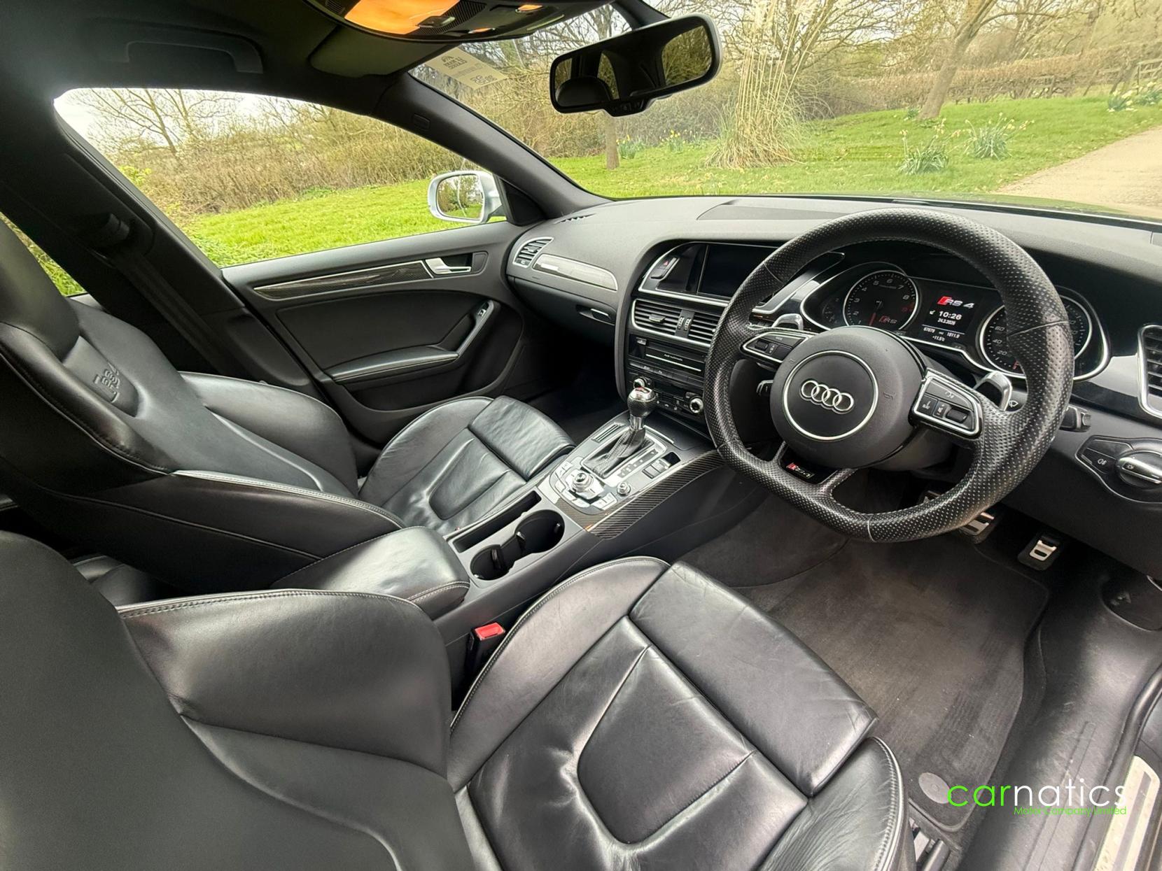 Audi RS4 Avant 4.2 FSI V8 Estate 5dr Petrol S Tronic quattro Euro 5 (450 ps)