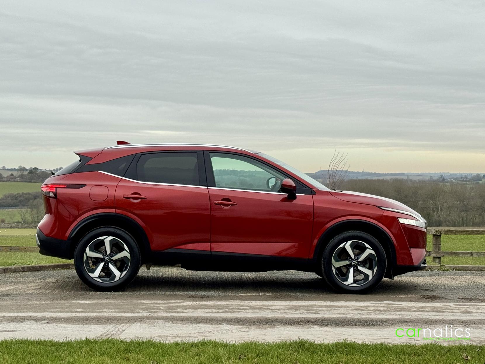 Nissan Qashqai 1.3 DIG-T MHEV N-Connecta SUV 5dr Petrol Hybrid XTRON Euro 6 (s/s) (158 ps)