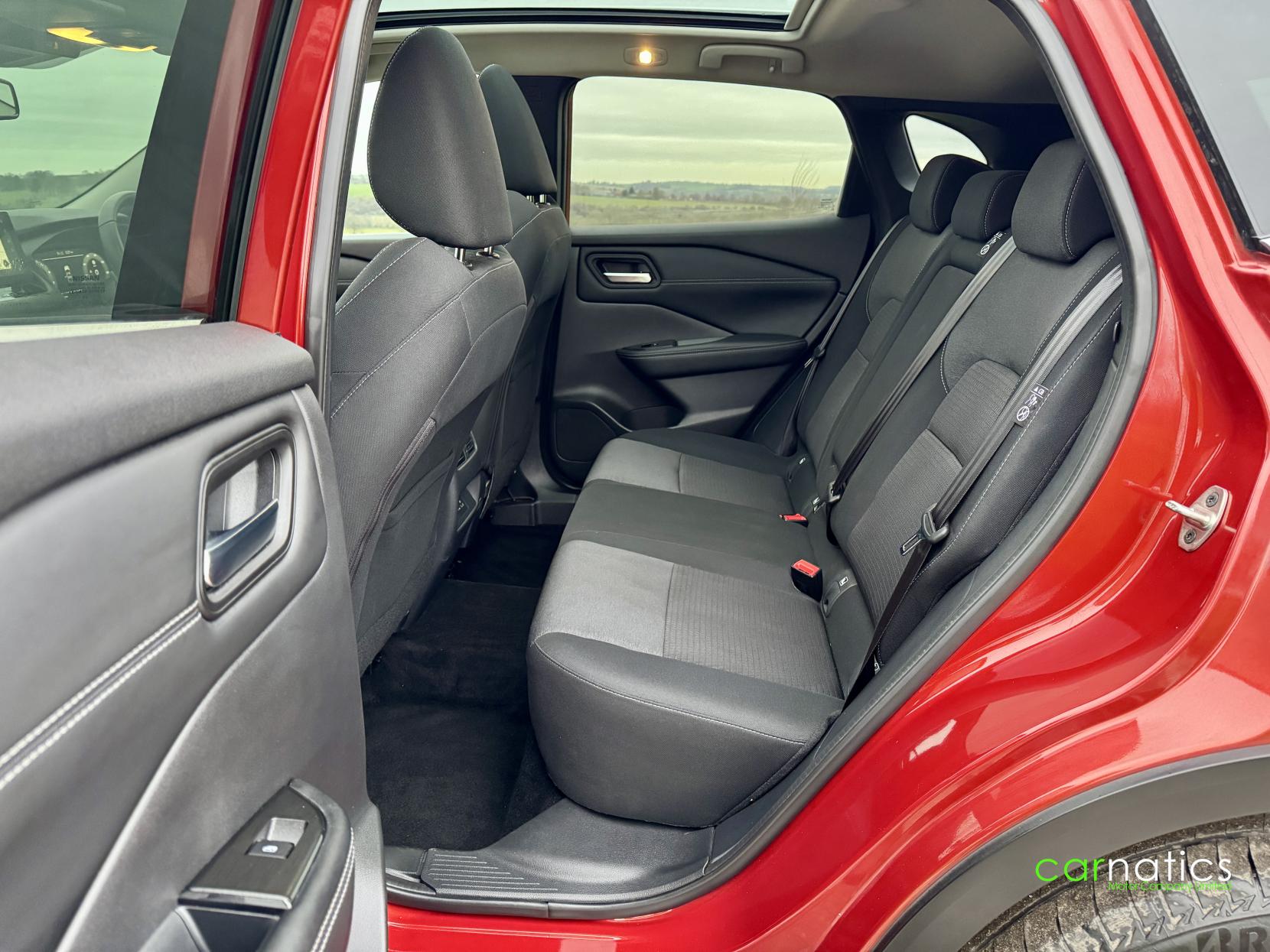 Nissan Qashqai 1.3 DIG-T MHEV N-Connecta SUV 5dr Petrol Hybrid XTRON Euro 6 (s/s) (158 ps)