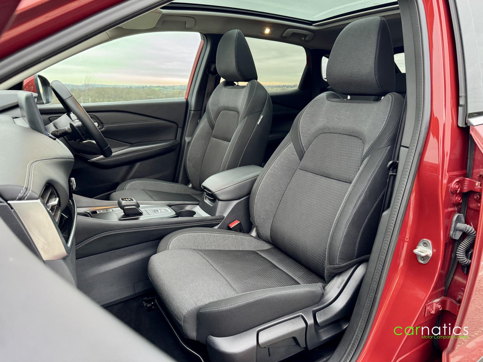 Nissan Qashqai 1.3 DIG-T MHEV N-Connecta SUV 5dr Petrol Hybrid XTRON Euro 6 (s/s) (158 ps)