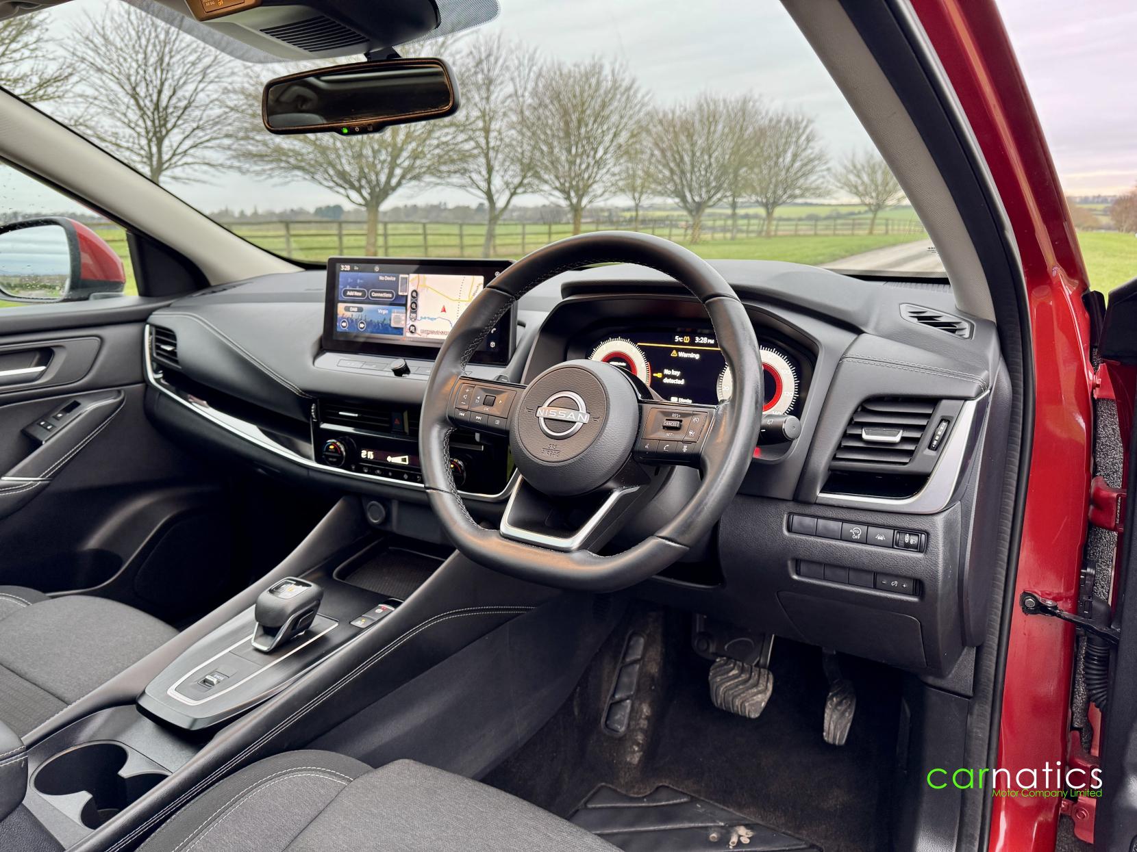 Nissan Qashqai 1.3 DIG-T MHEV N-Connecta SUV 5dr Petrol Hybrid XTRON Euro 6 (s/s) (158 ps)