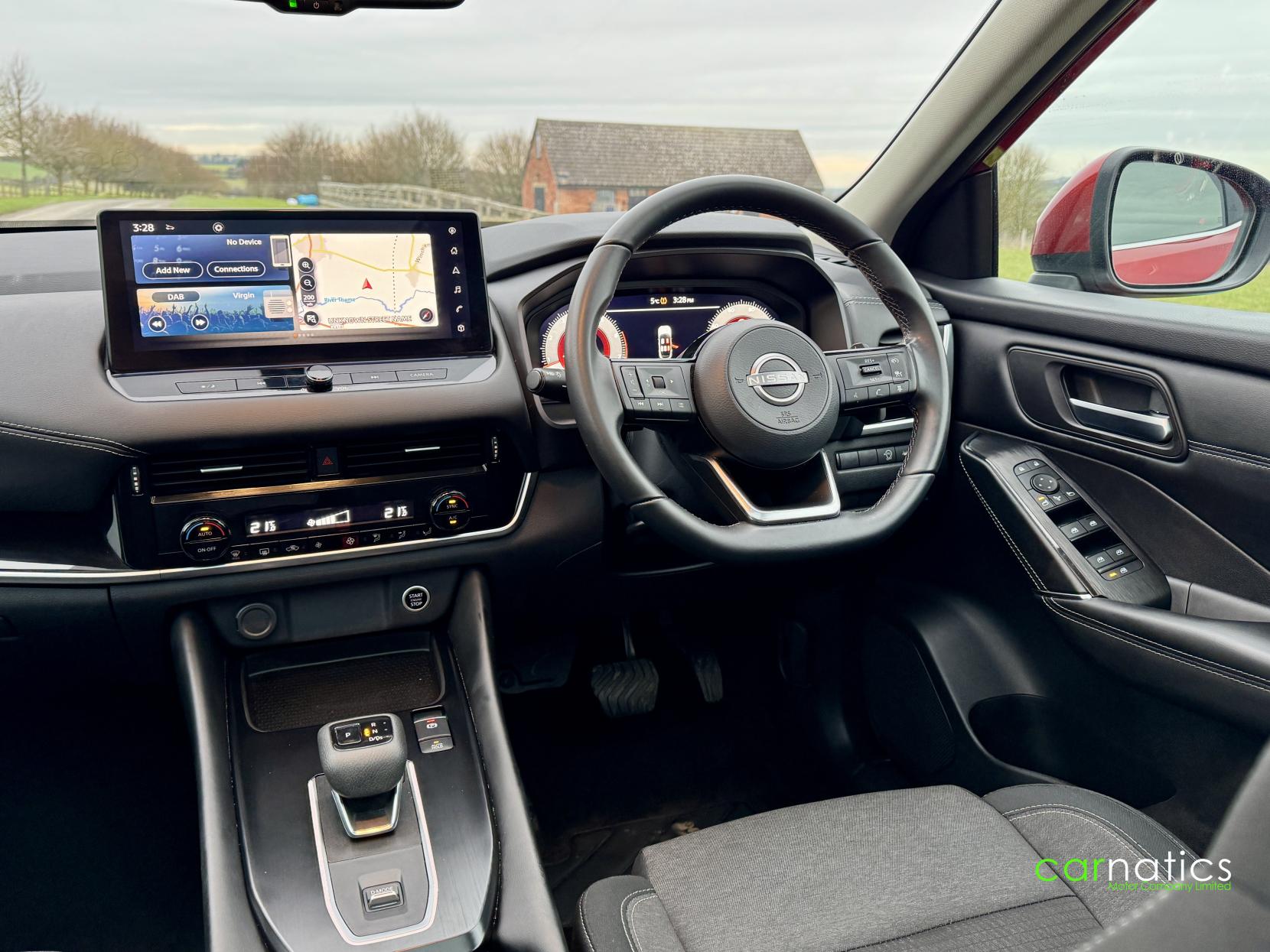 Nissan Qashqai 1.3 DIG-T MHEV N-Connecta SUV 5dr Petrol Hybrid XTRON Euro 6 (s/s) (158 ps)