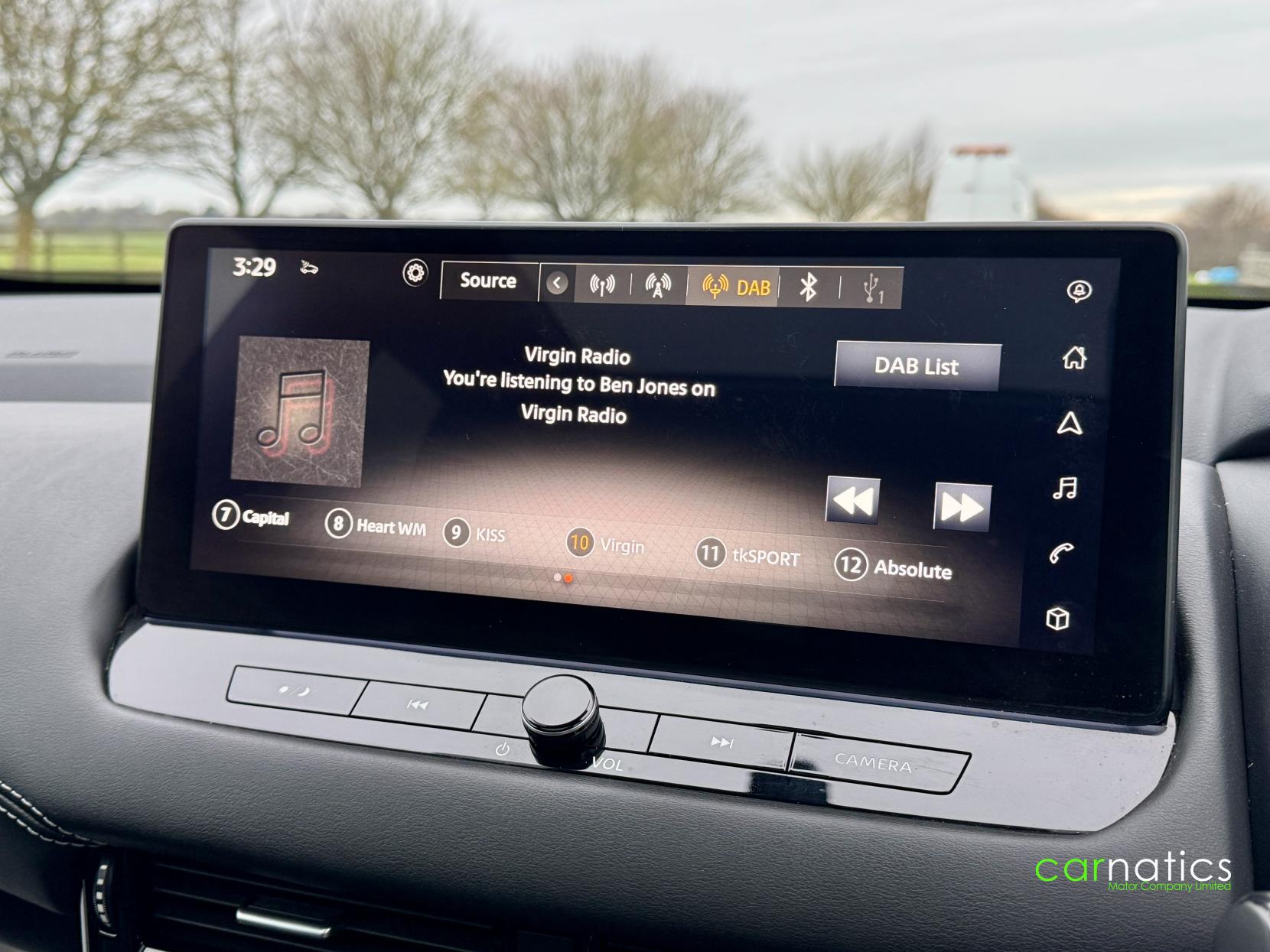 Nissan Qashqai 1.3 DIG-T MHEV N-Connecta SUV 5dr Petrol Hybrid XTRON Euro 6 (s/s) (158 ps)