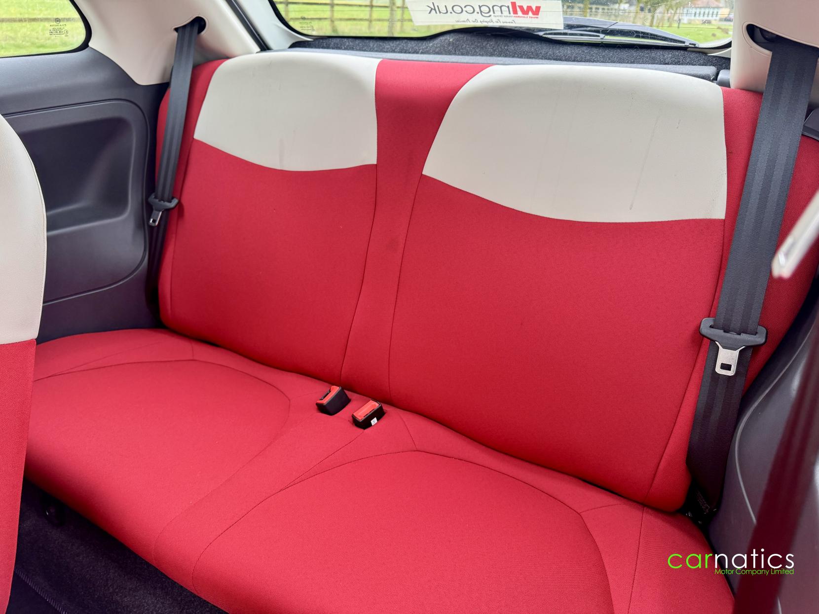 Fiat 500 1.2 Pop Hatchback 3dr Petrol Manual Euro 4 (69 bhp)