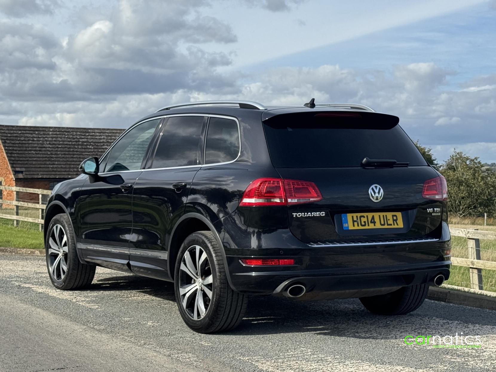 Volkswagen Touareg 3.0 TDI V6 BlueMotion Tech R-Line SUV 5dr Diesel Tiptronic 4WD Euro 5 (s/s) (245 ps)