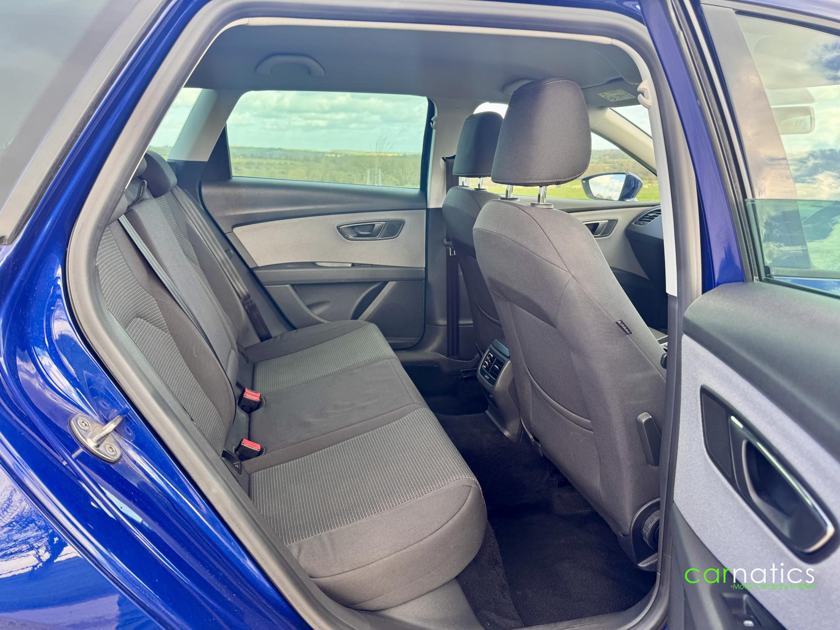 SEAT Leon 1.6 TDI SE Dynamic ST 5dr Diesel DSG Euro 6 (s/s) (115 ps)