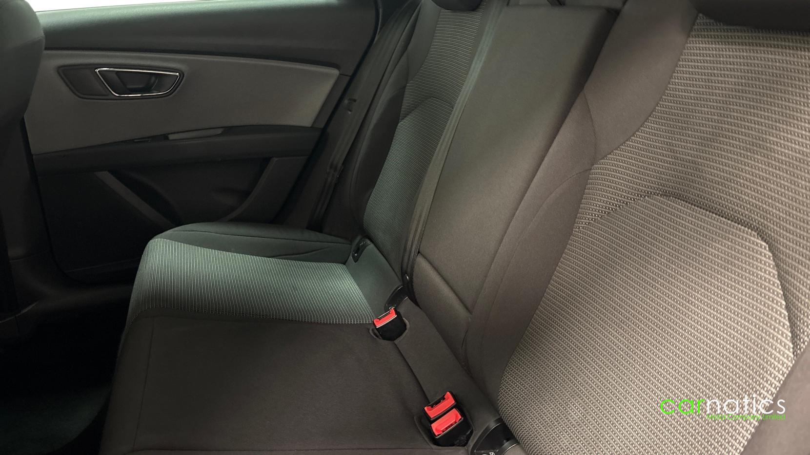 SEAT Leon 1.6 TDI SE Dynamic ST 5dr Diesel DSG Euro 6 (s/s) (115 ps)