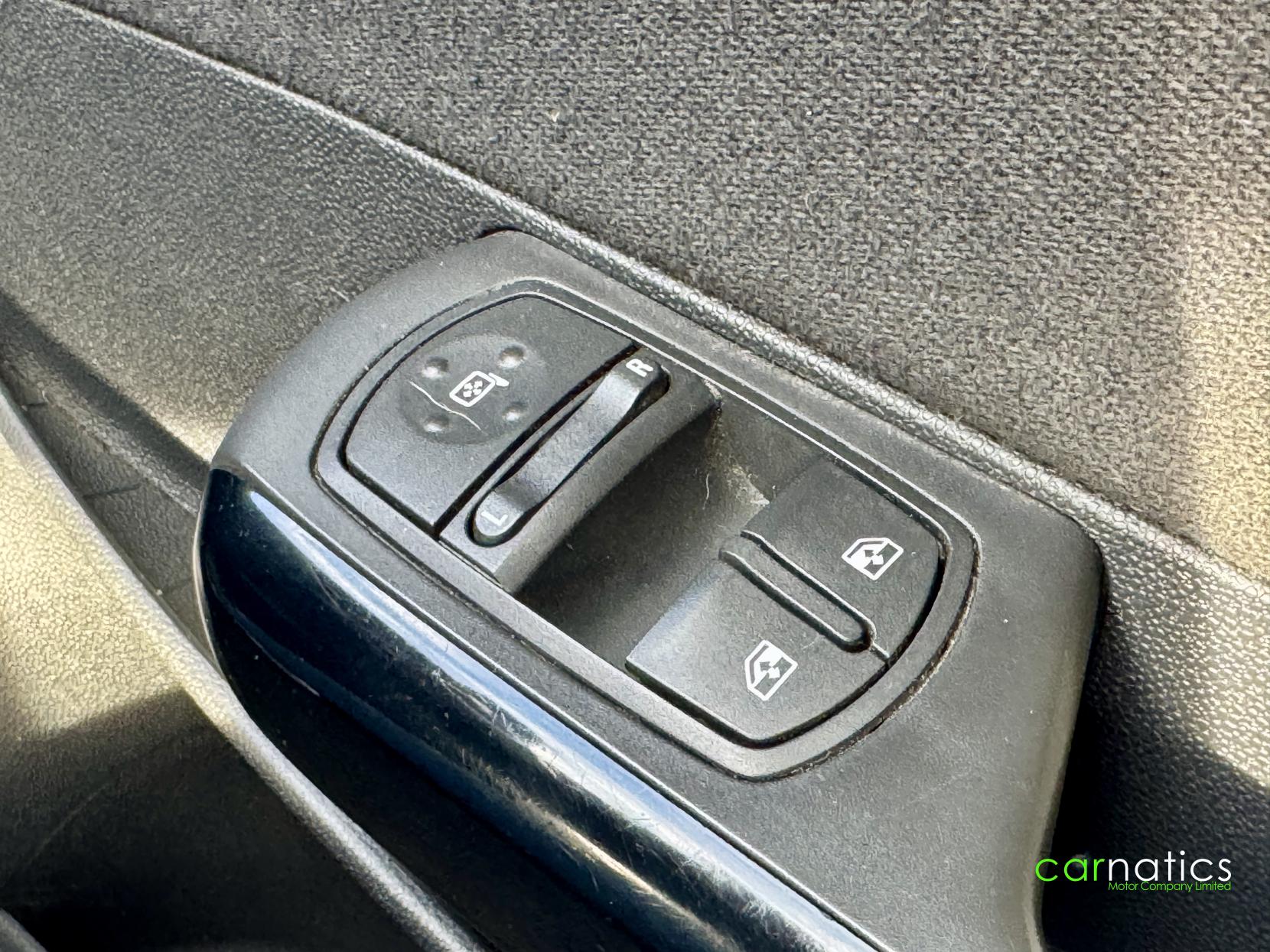 Vauxhall Corsa 1.2i ecoFLEX 16V SXi Hatchback 3dr Petrol Manual Euro 5 (s/s) (A/C) (85 ps)