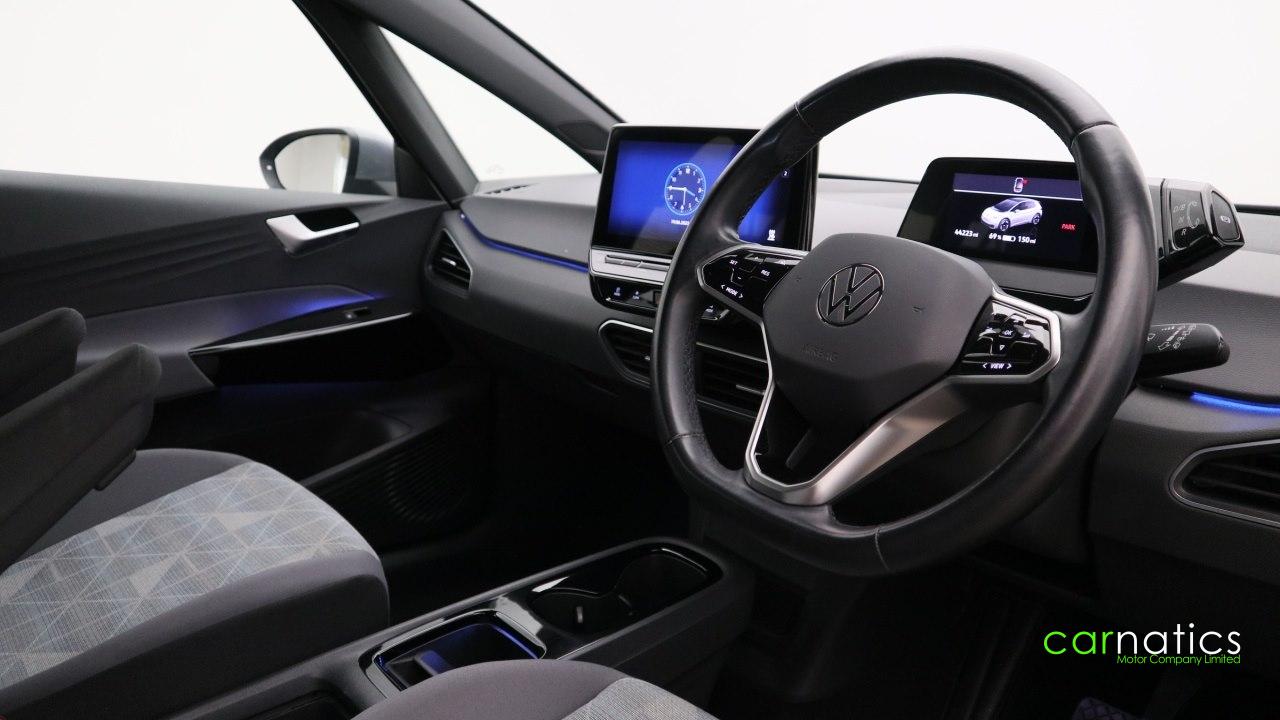 Volkswagen ID.3 Pro Performance 58kWh Life Hatchback 5dr Electric Auto (204 ps)